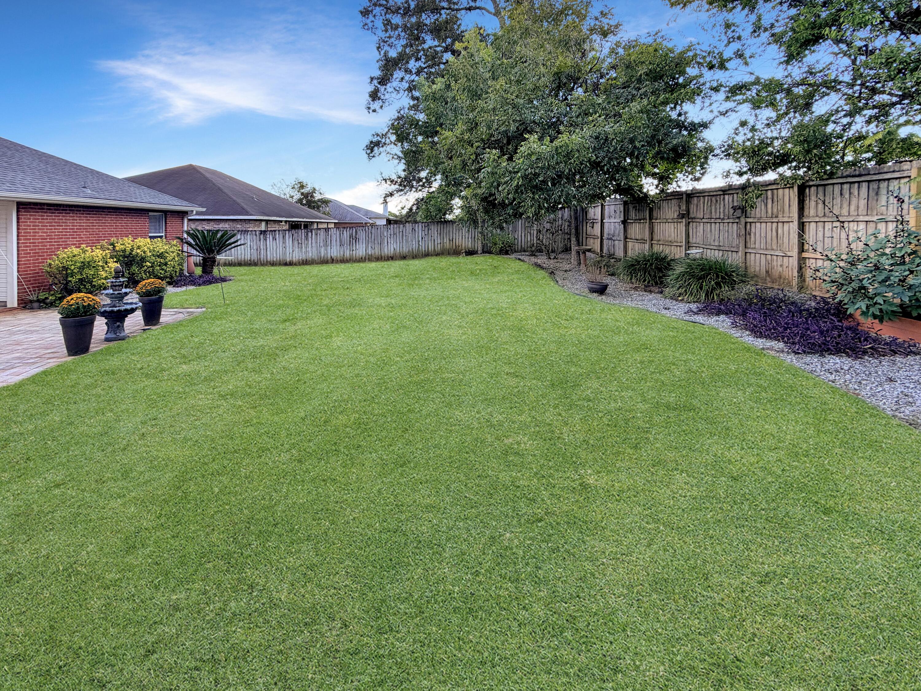 BROOKE ESTATES PH I - Residential