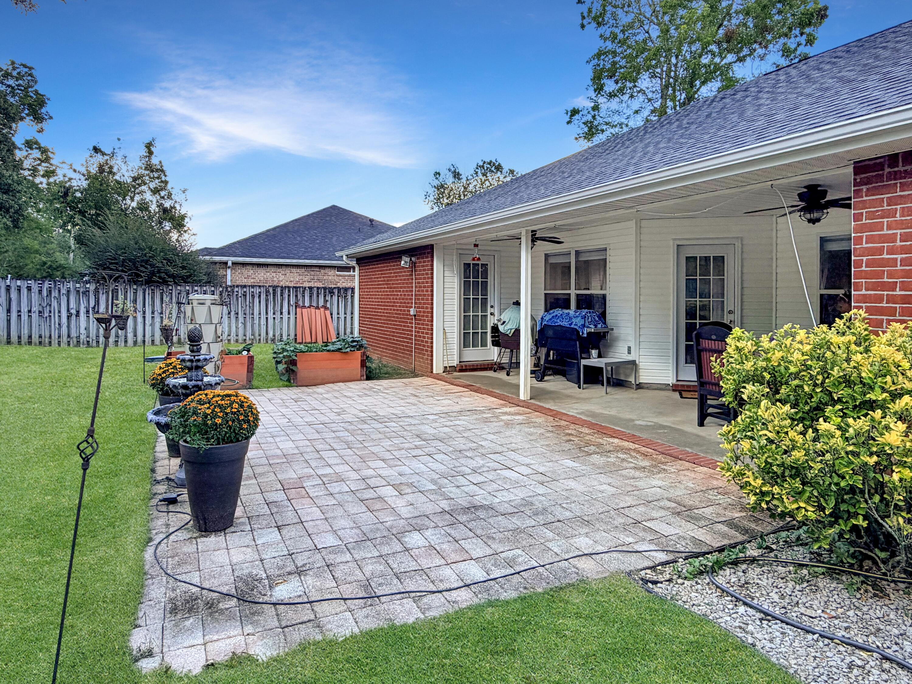 BROOKE ESTATES PH I - Residential