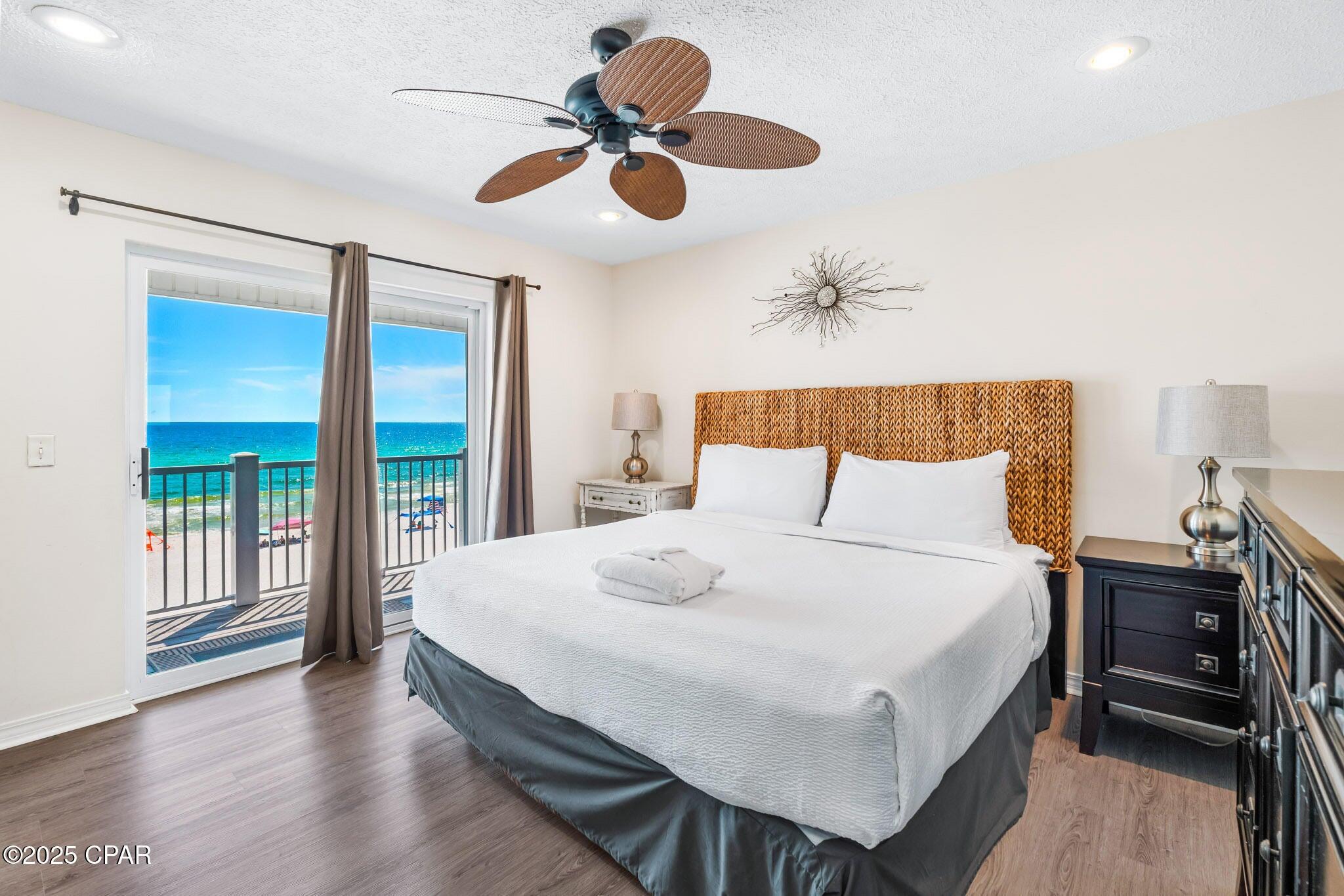 SOUTHERN EXPOSURES CONDO - Residential