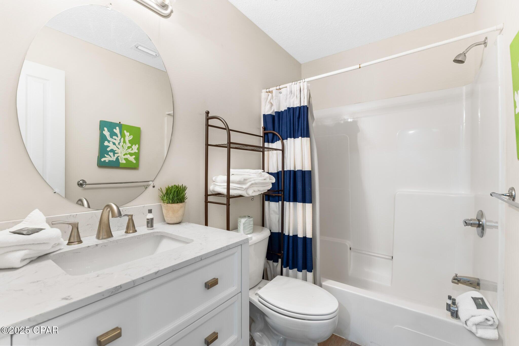 SOUTHERN EXPOSURES CONDO - Residential