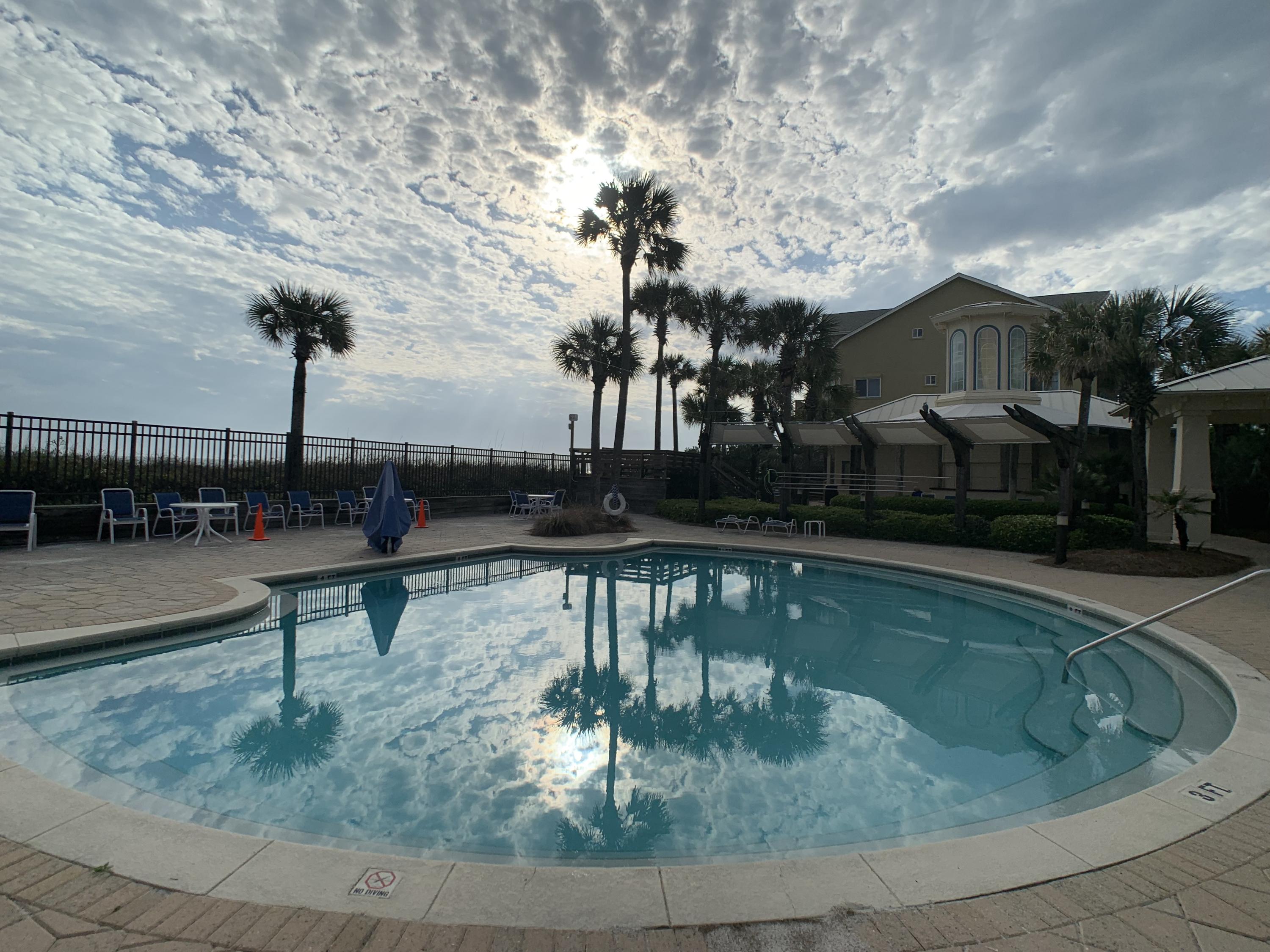 STERLING SHORES - Residential