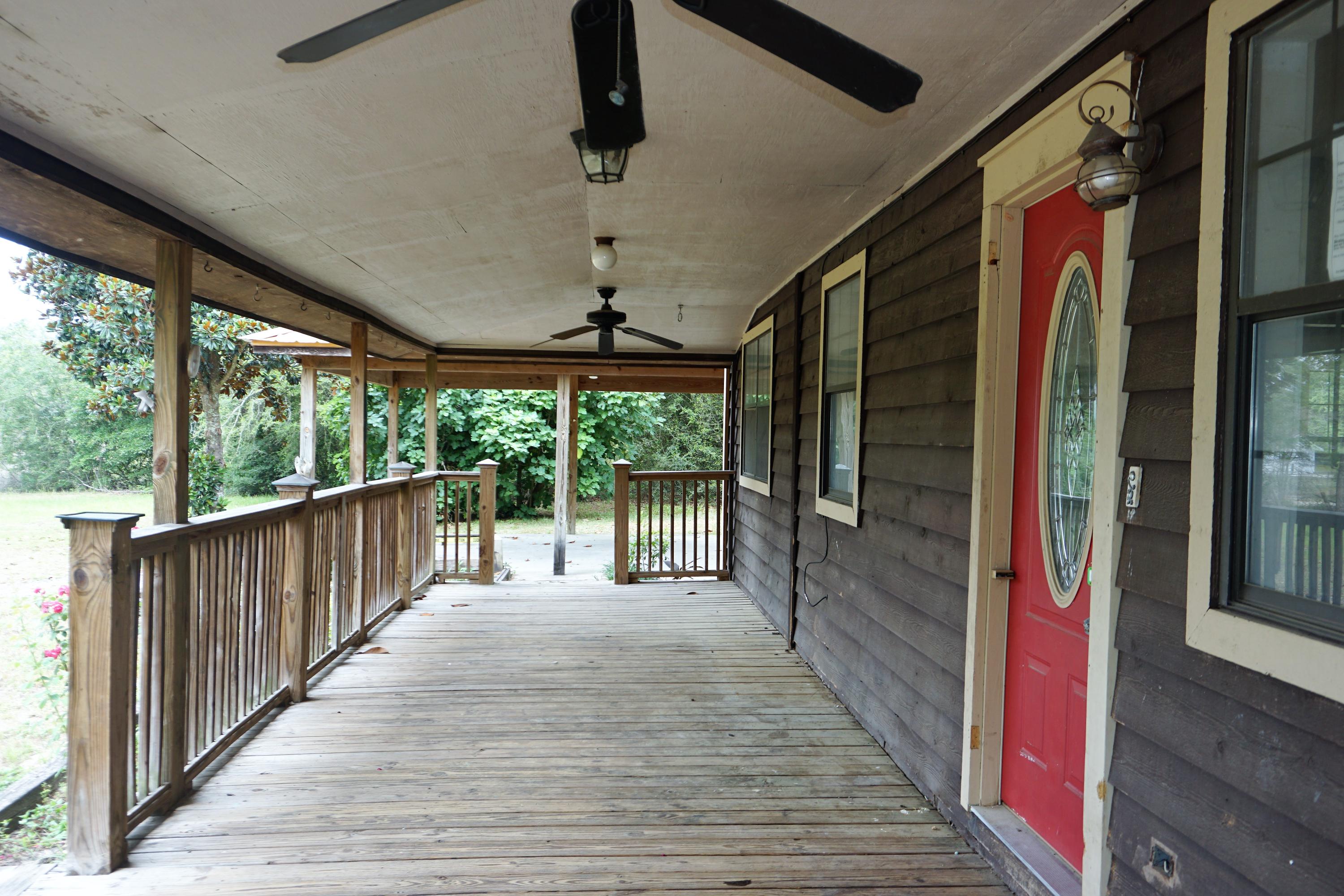 RUSTLING PINES - Residential