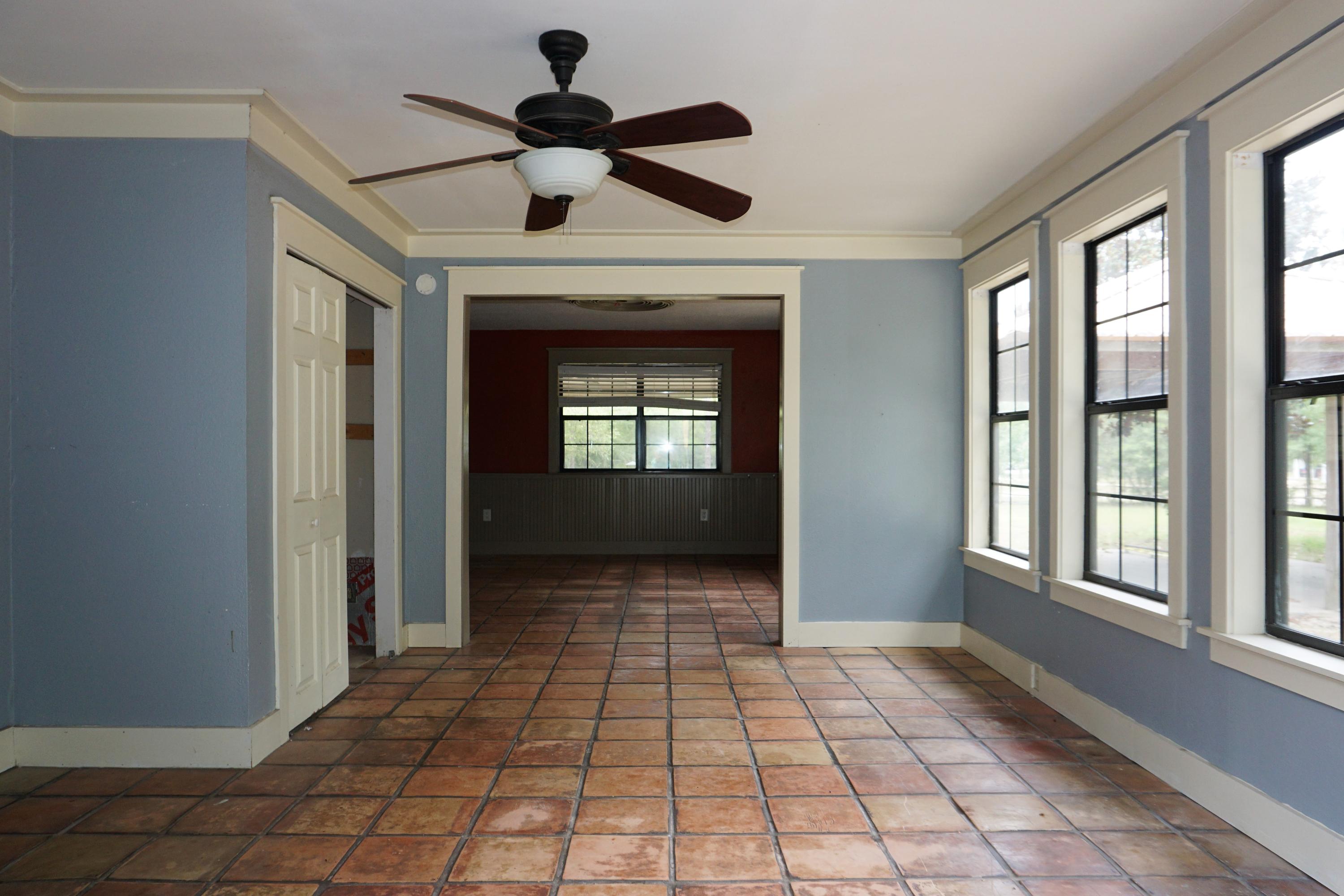 RUSTLING PINES - Residential