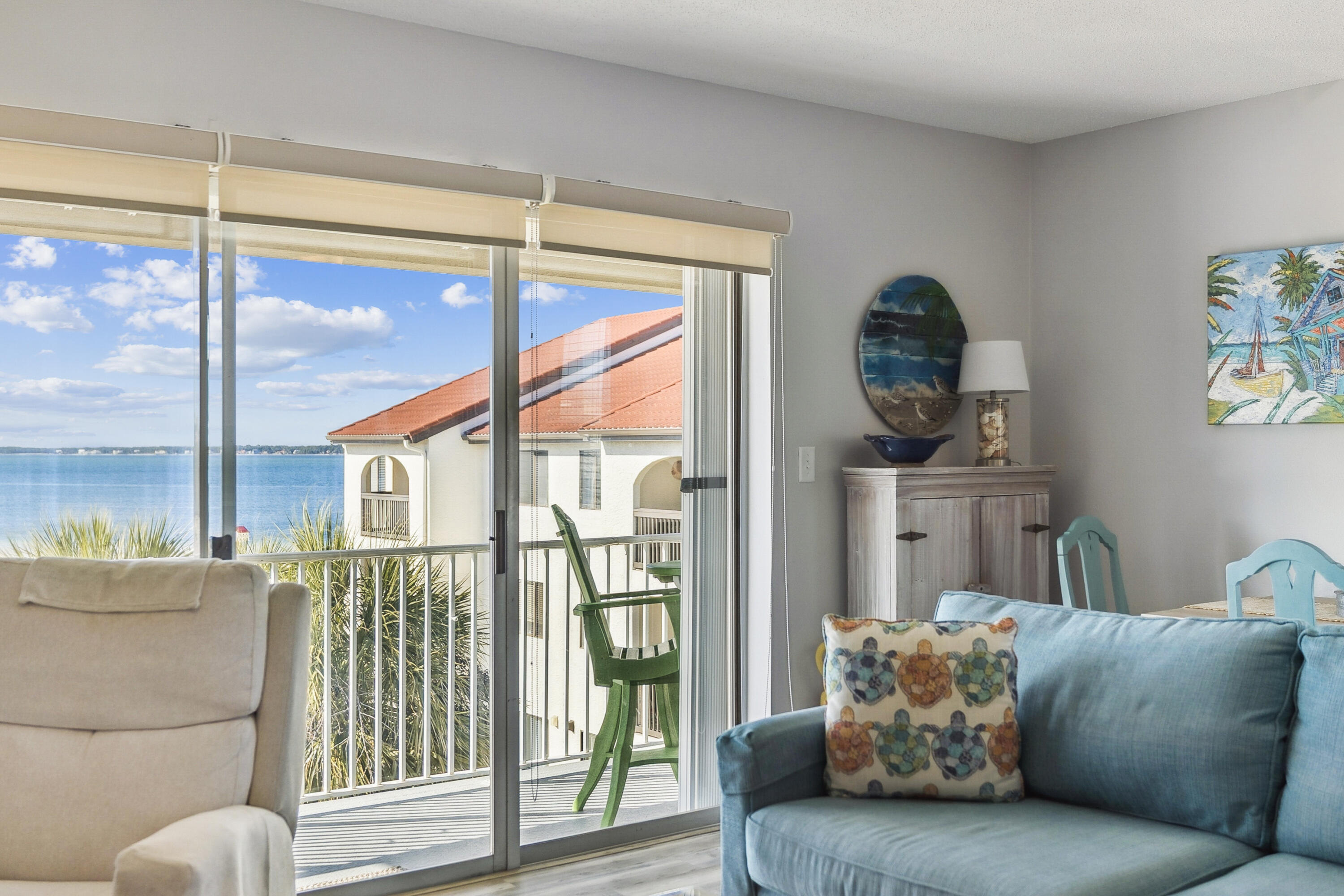 SUNSET HARBOUR VILLAS CONDO - Residential