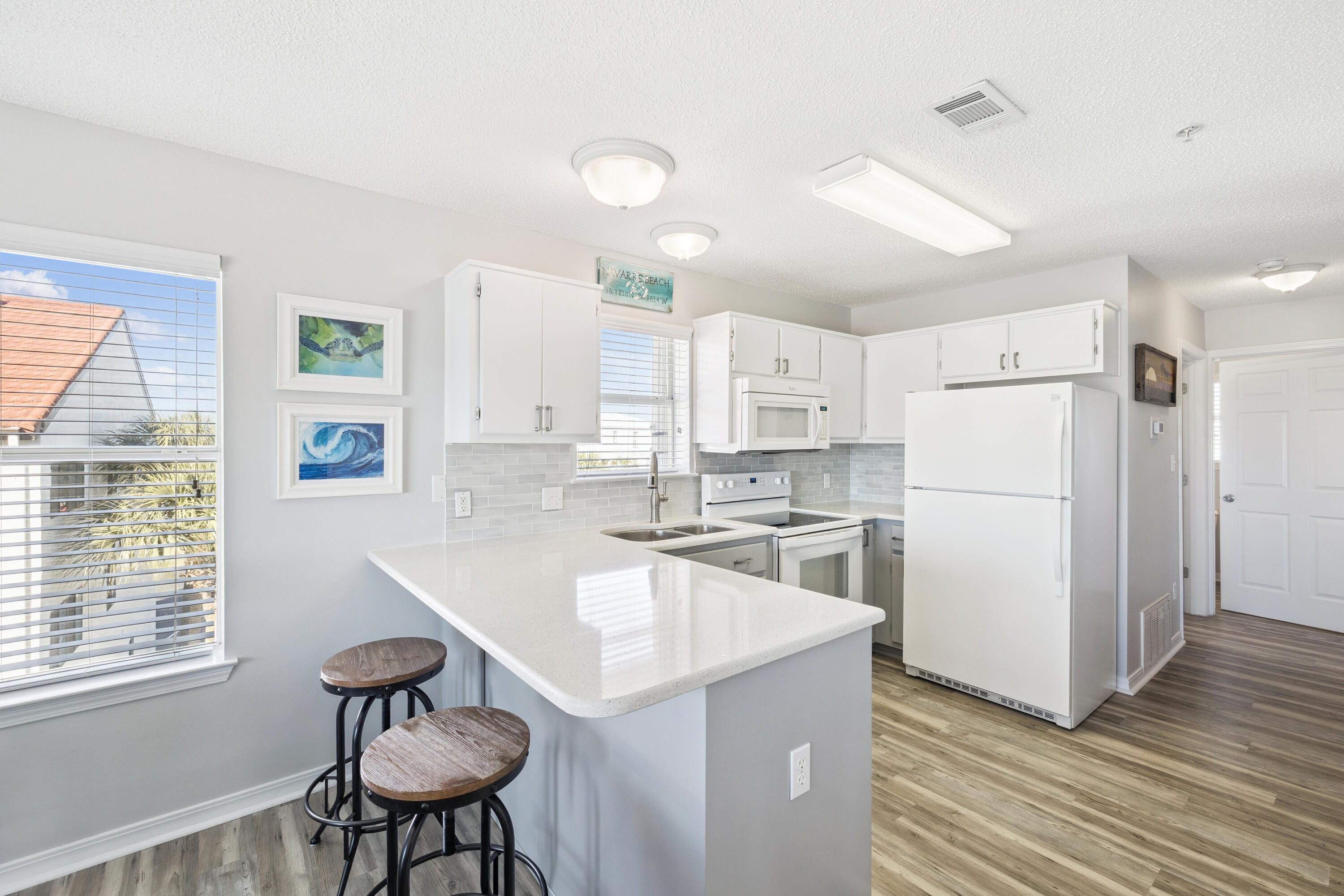 SUNSET HARBOUR VILLAS CONDO - Residential