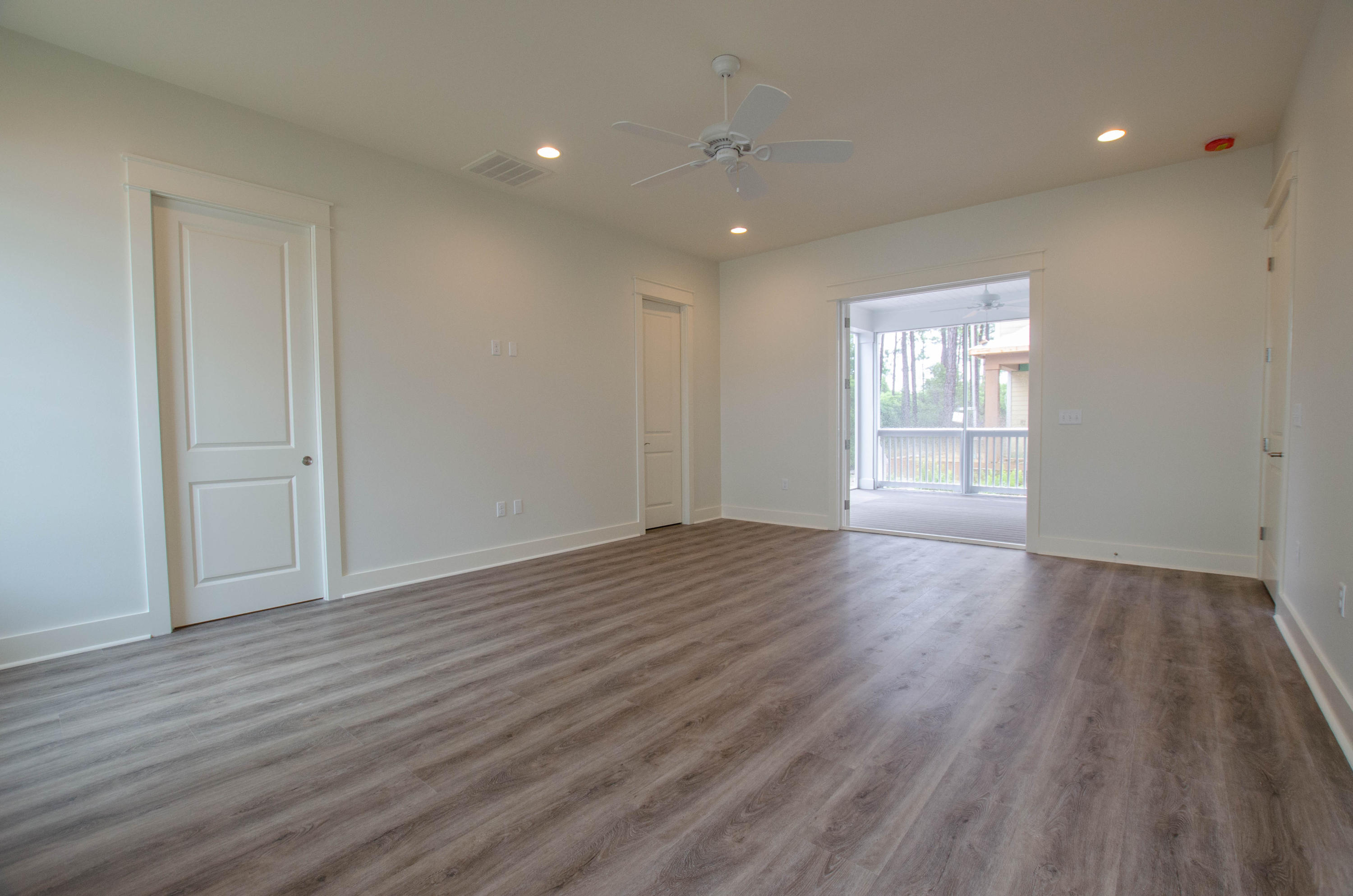 Lot 5, Block E, DUNE ALLEN 1ST ADDITION - Residential