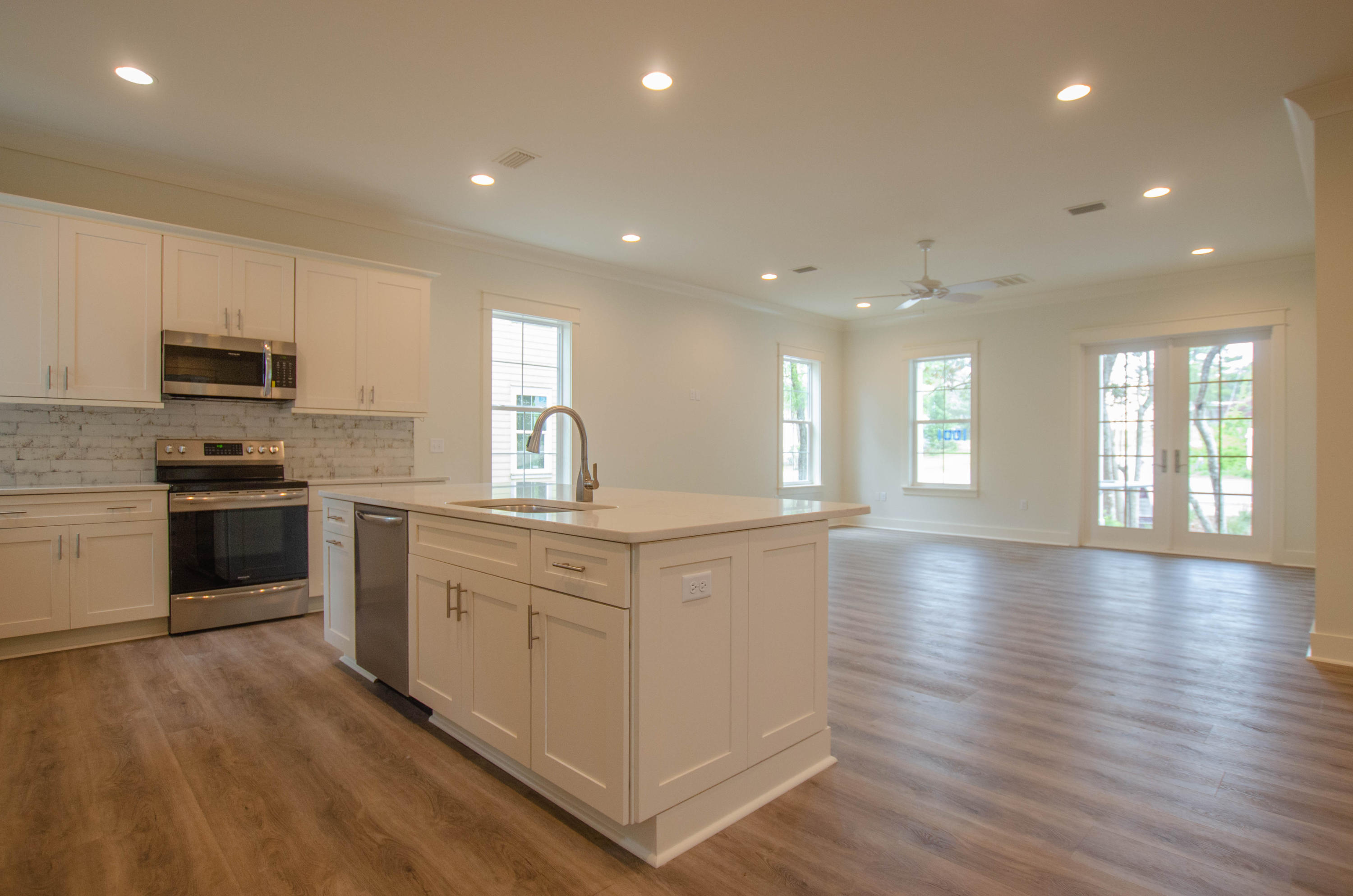 Lot 5, Block E, DUNE ALLEN 1ST ADDITION - Residential