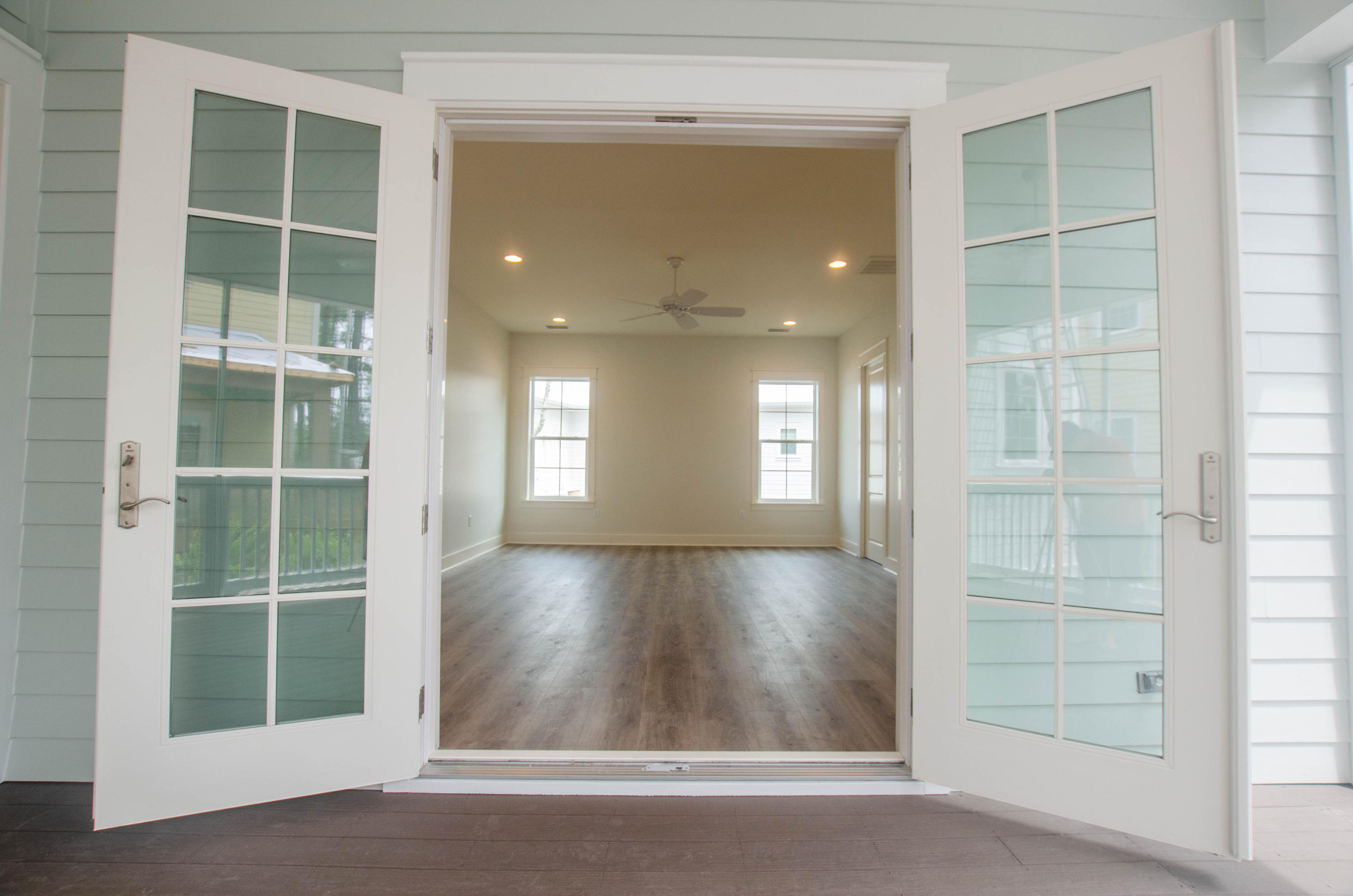 Lot 5, Block E, DUNE ALLEN 1ST ADDITION - Residential