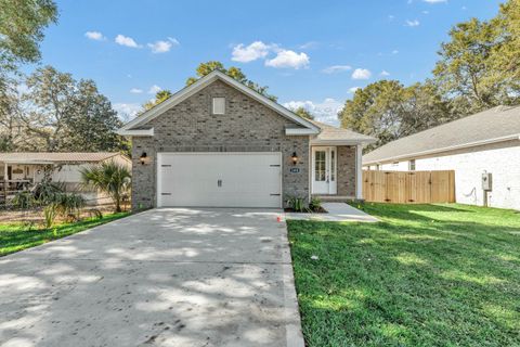 A home in Niceville