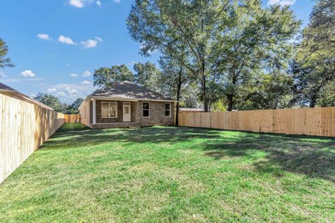 A home in Niceville