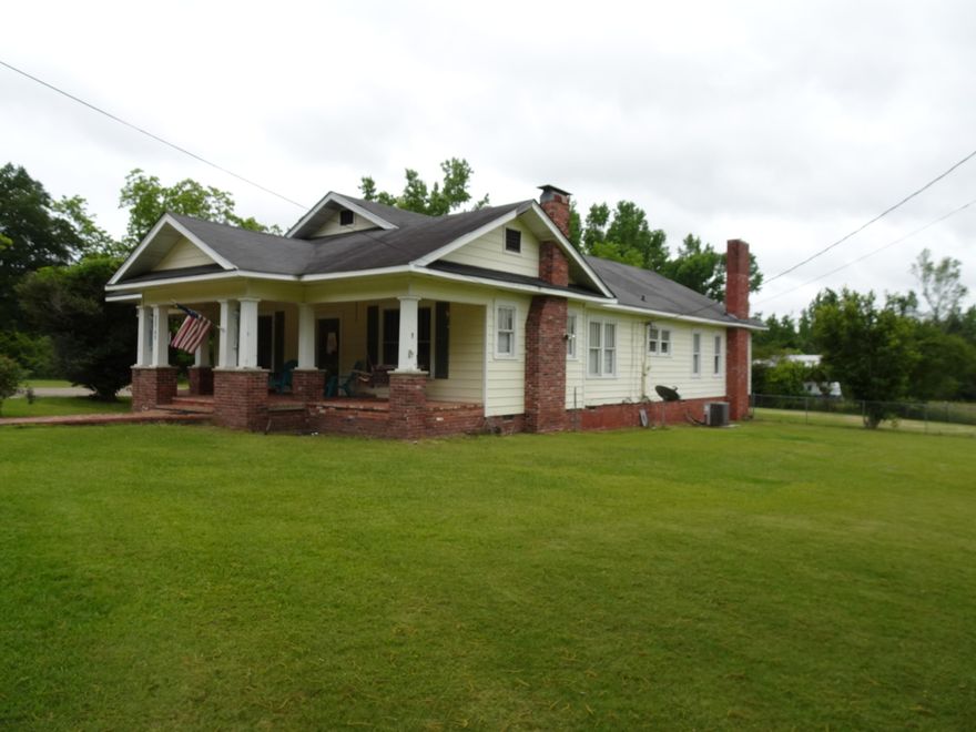 WHAT A GREAT HOME LOCATED JUST BLOCKS FROM BEAUTIFUL LAKE JACKSON. THIS HOME OFFERS 3 BEDROOMS, 2 BATHS AND TONS OF ROOM TO GROW. UPON ENTERING THE HOME FROM A WELCOMING COVERED FRONT PORCH YOU ARE WELCOMED INTO THE LIVING ROOM. THE HOME OFFERS A FORMAL DINING JUST OFF THE LIVING ROOM AND INCLUDES A NICE KITCHEN WITH BREAKFAST ROOM. THE HOME HAS A HUGE MASTER PLUS TWO GREAT SIZE ADDITIONAL BEDROOMS. THE HOME HAS AN INFORMAL FAMILY ROOM WITH FIREPLACE THAT LOOKS OUT OVER THE 7 ACRES. GREAT OPPORTUNITY TO BUY IS SUCH A HIGH DEMAND MARKET! THIS ONE WILL NOT LAST LONG