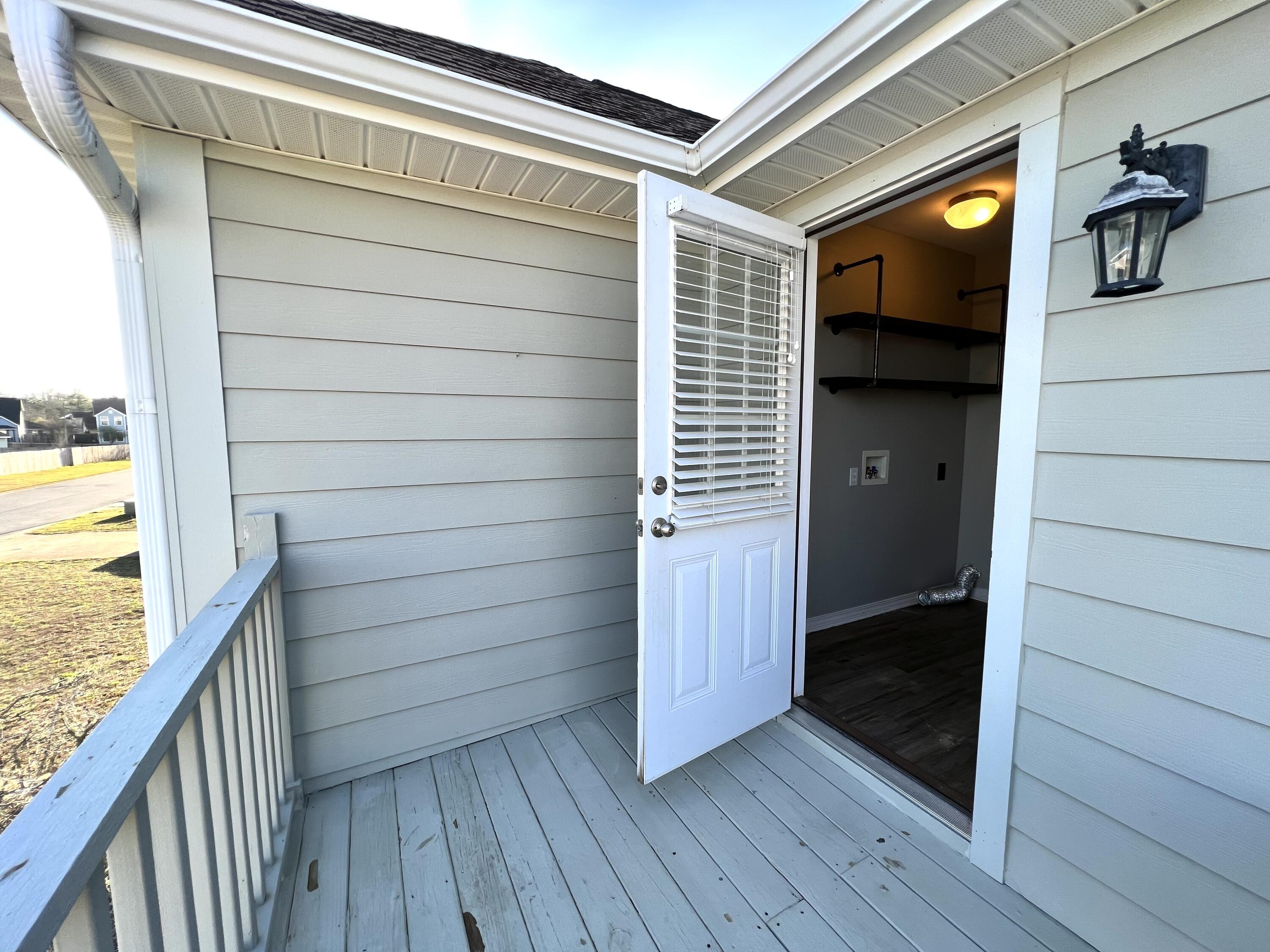 SANDY RIDGE ESTATES - Residential Lease