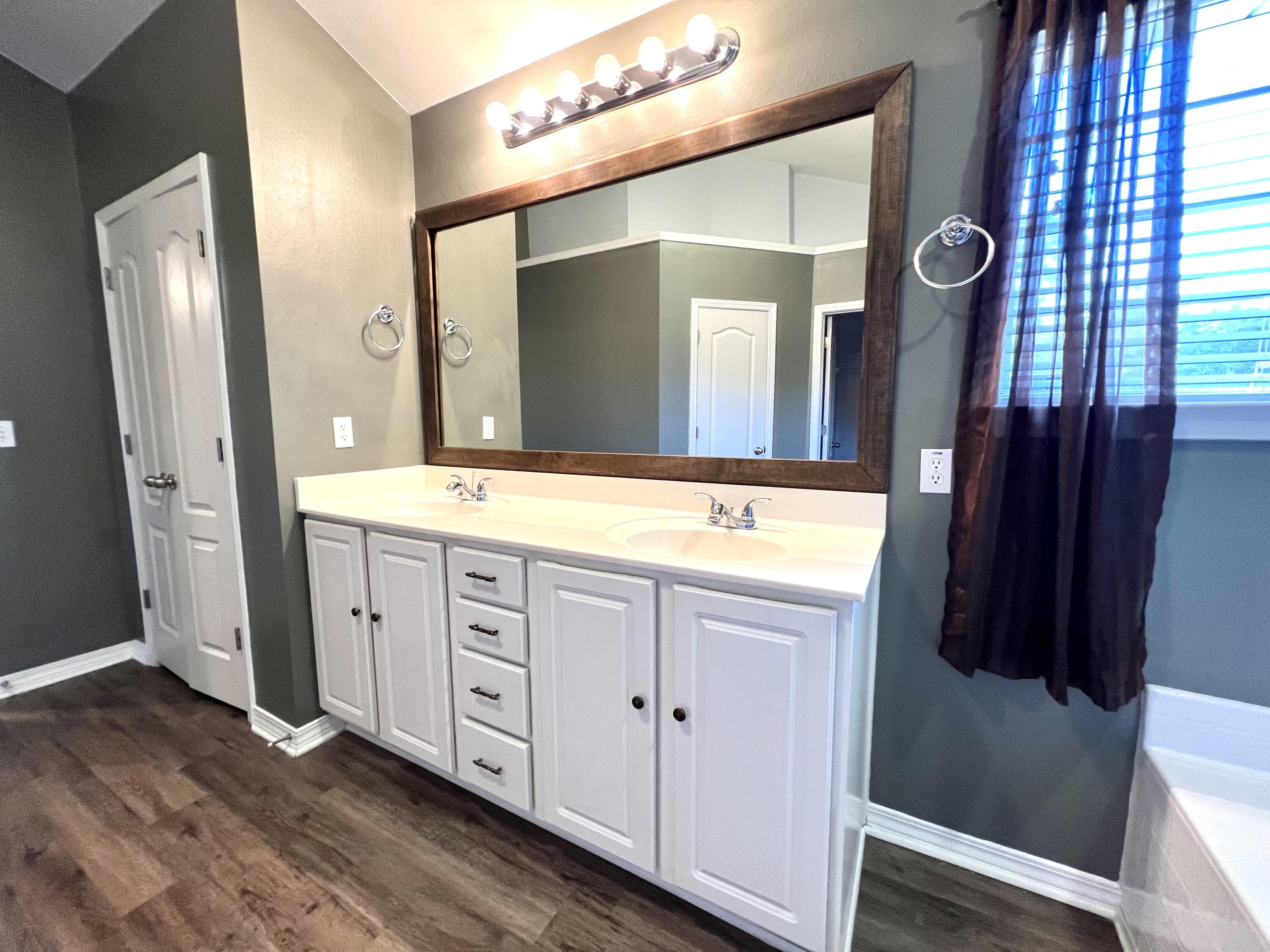 SANDY RIDGE ESTATES - Residential Lease