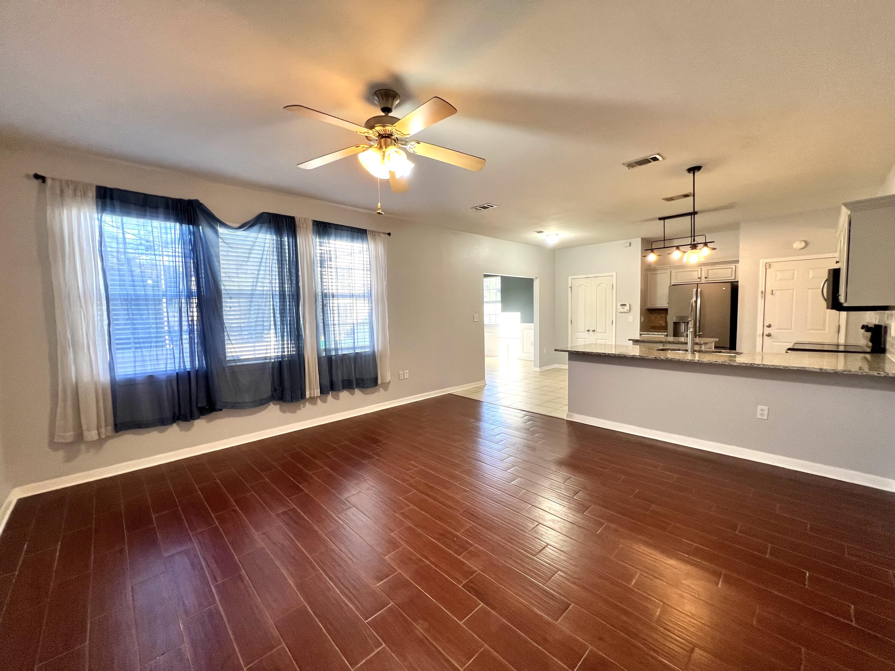 SANDY RIDGE ESTATES - Residential Lease