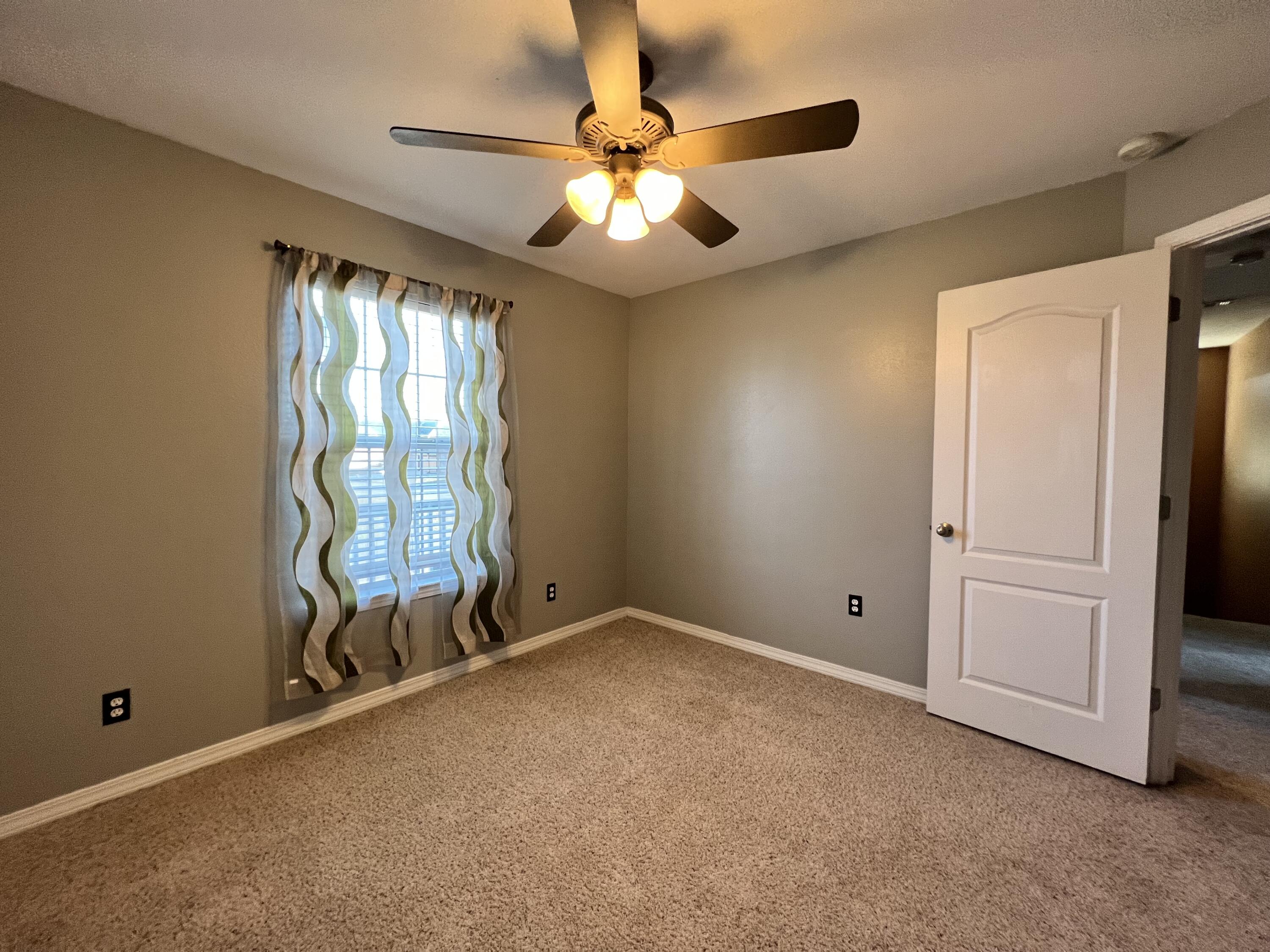 SANDY RIDGE ESTATES - Residential Lease