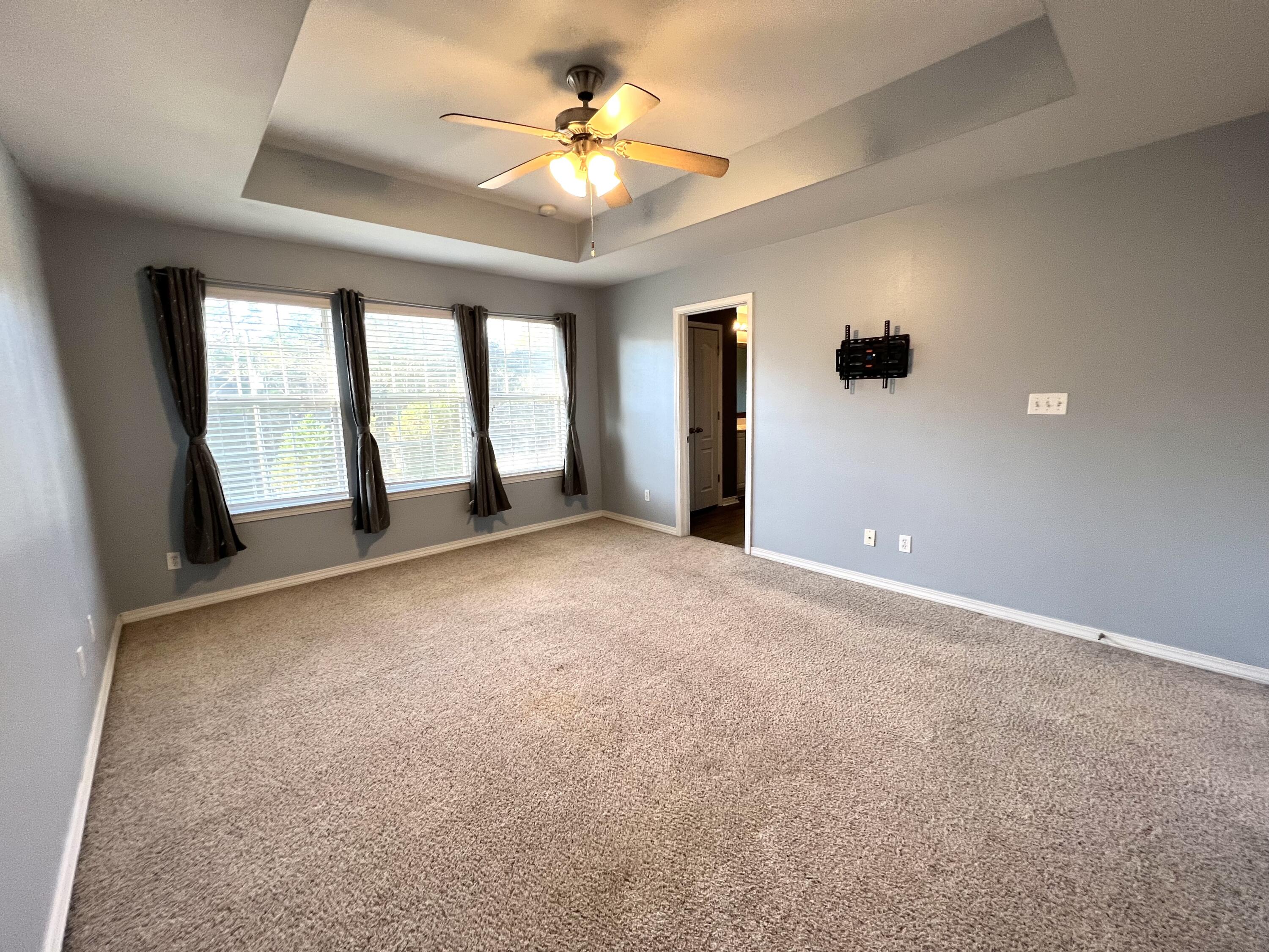 SANDY RIDGE ESTATES - Residential Lease