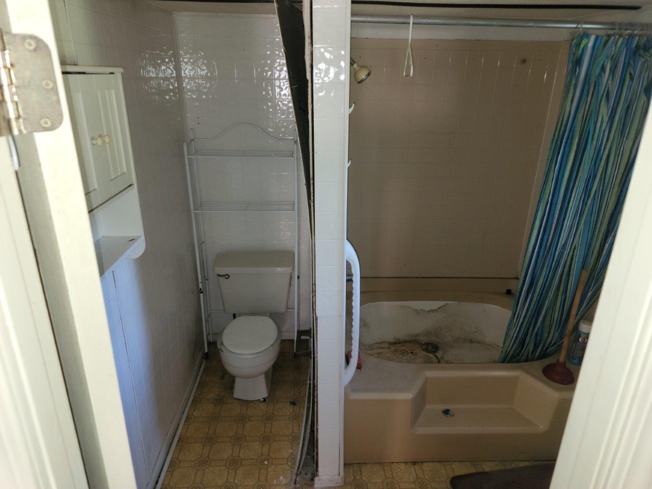 M/H NORTH (221000.10) - Residential