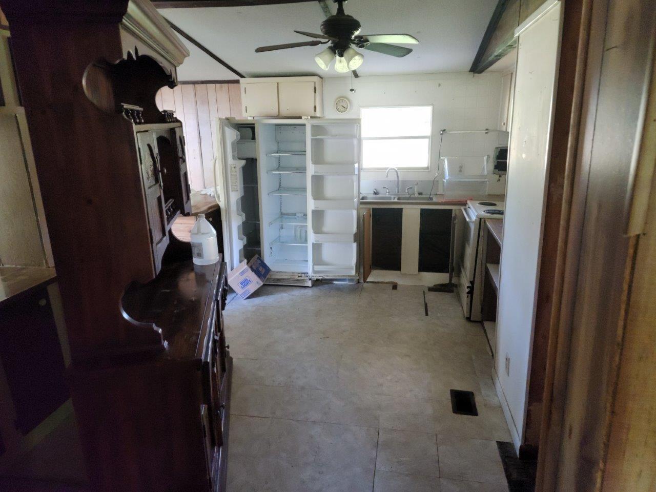 M/H NORTH (221000.10) - Residential