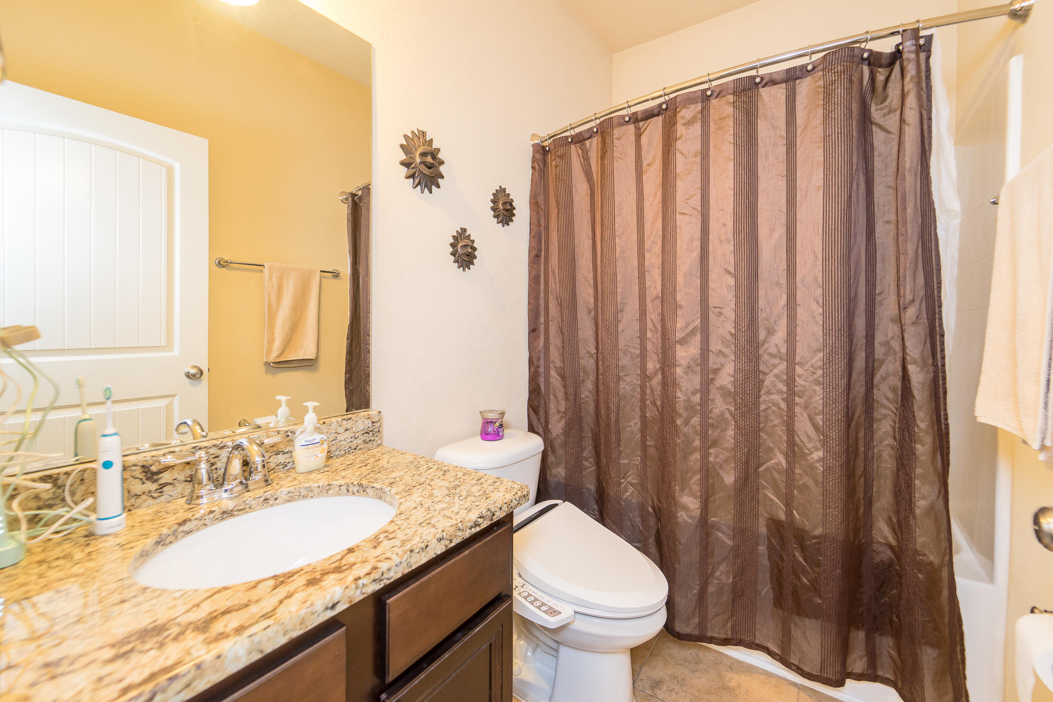 BROWNSTONE MANOR - Residential