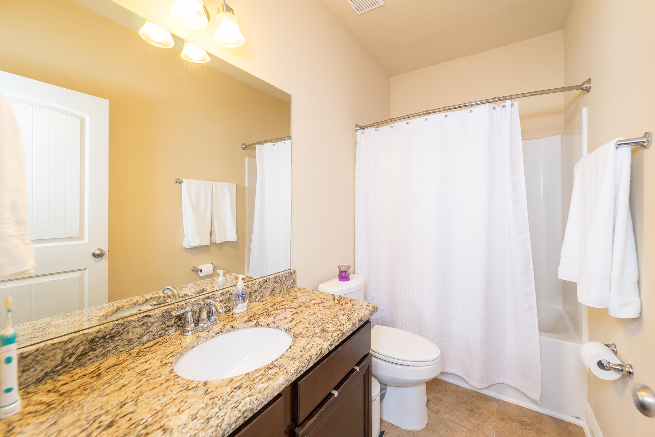 BROWNSTONE MANOR - Residential