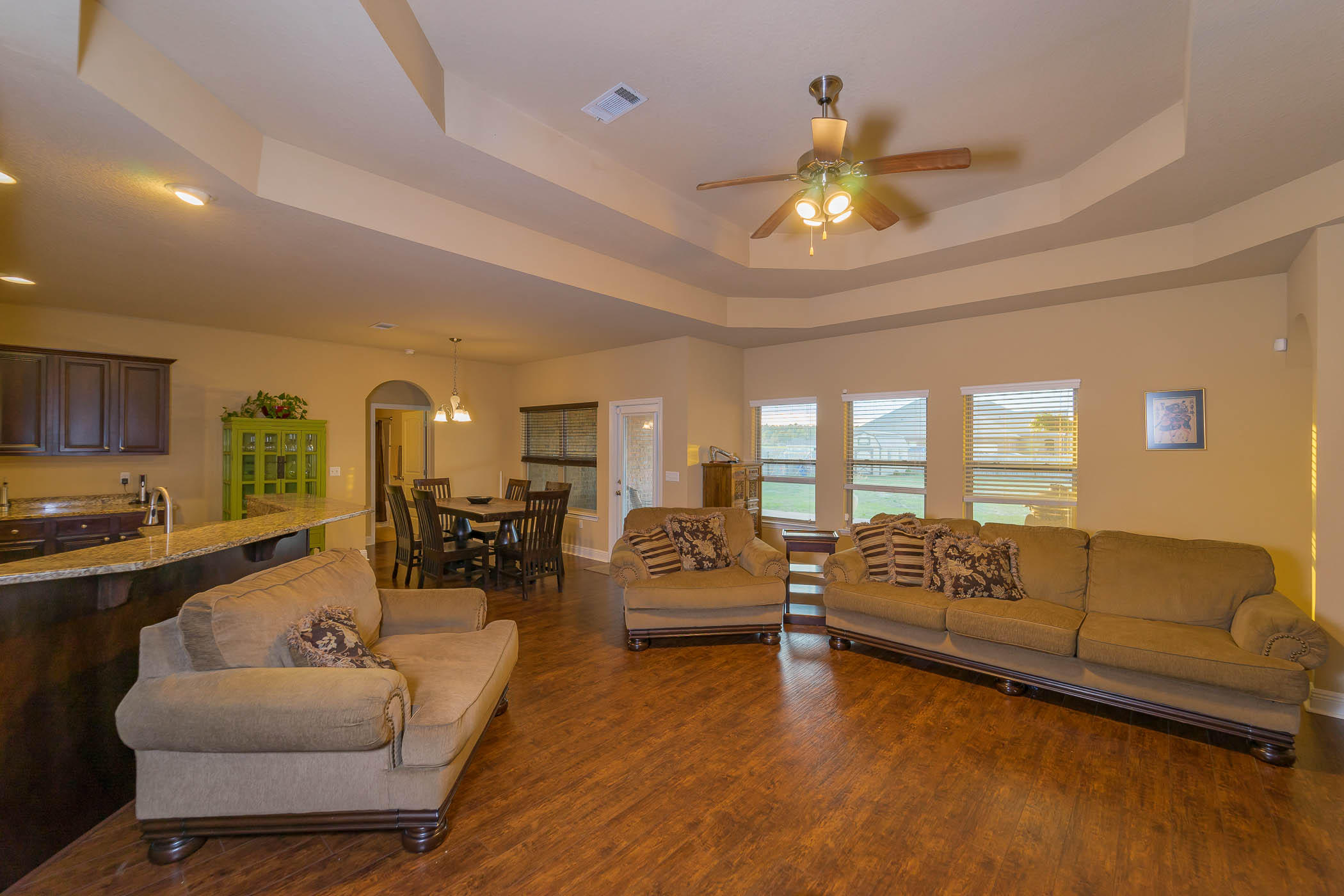 BROWNSTONE MANOR - Residential