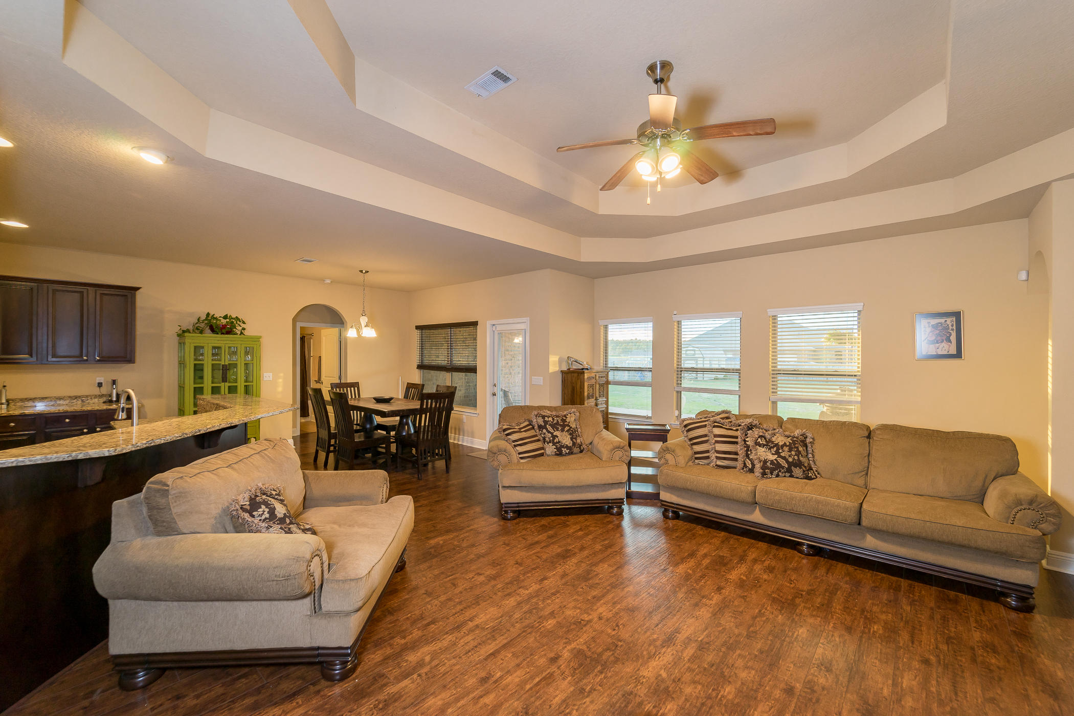 BROWNSTONE MANOR - Residential