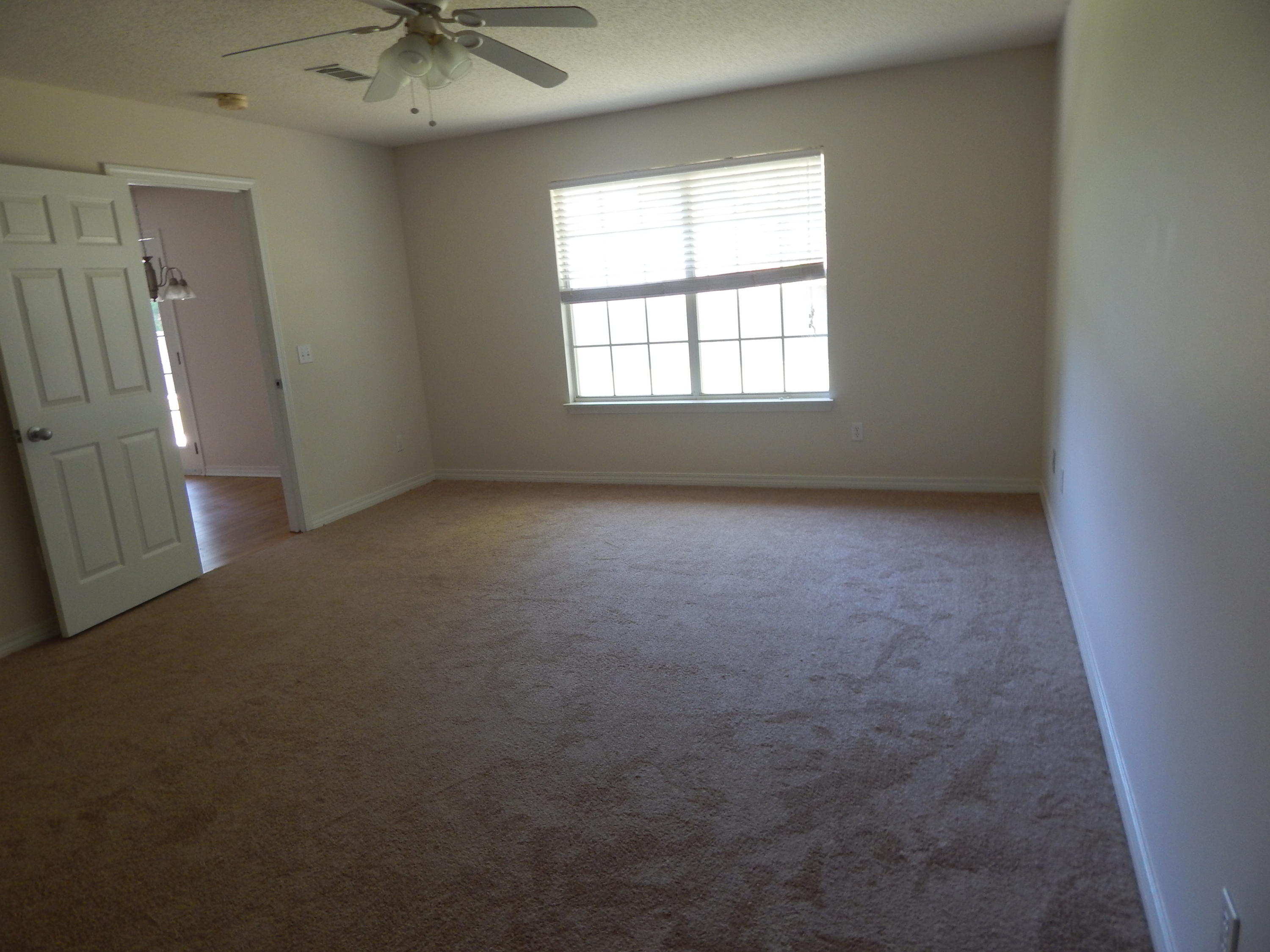 CHEROKEE BEND S/D - Residential