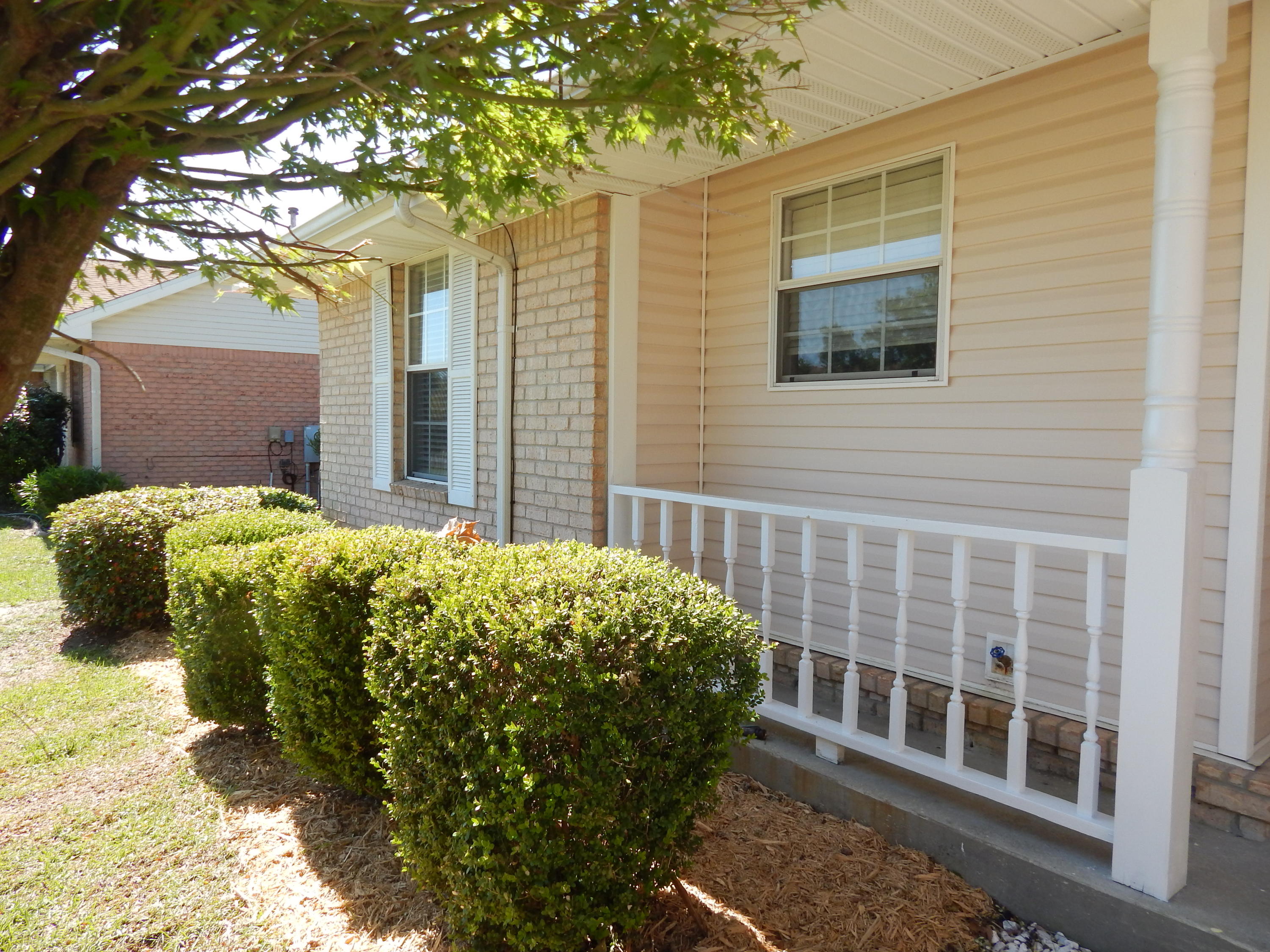 CHEROKEE BEND S/D - Residential
