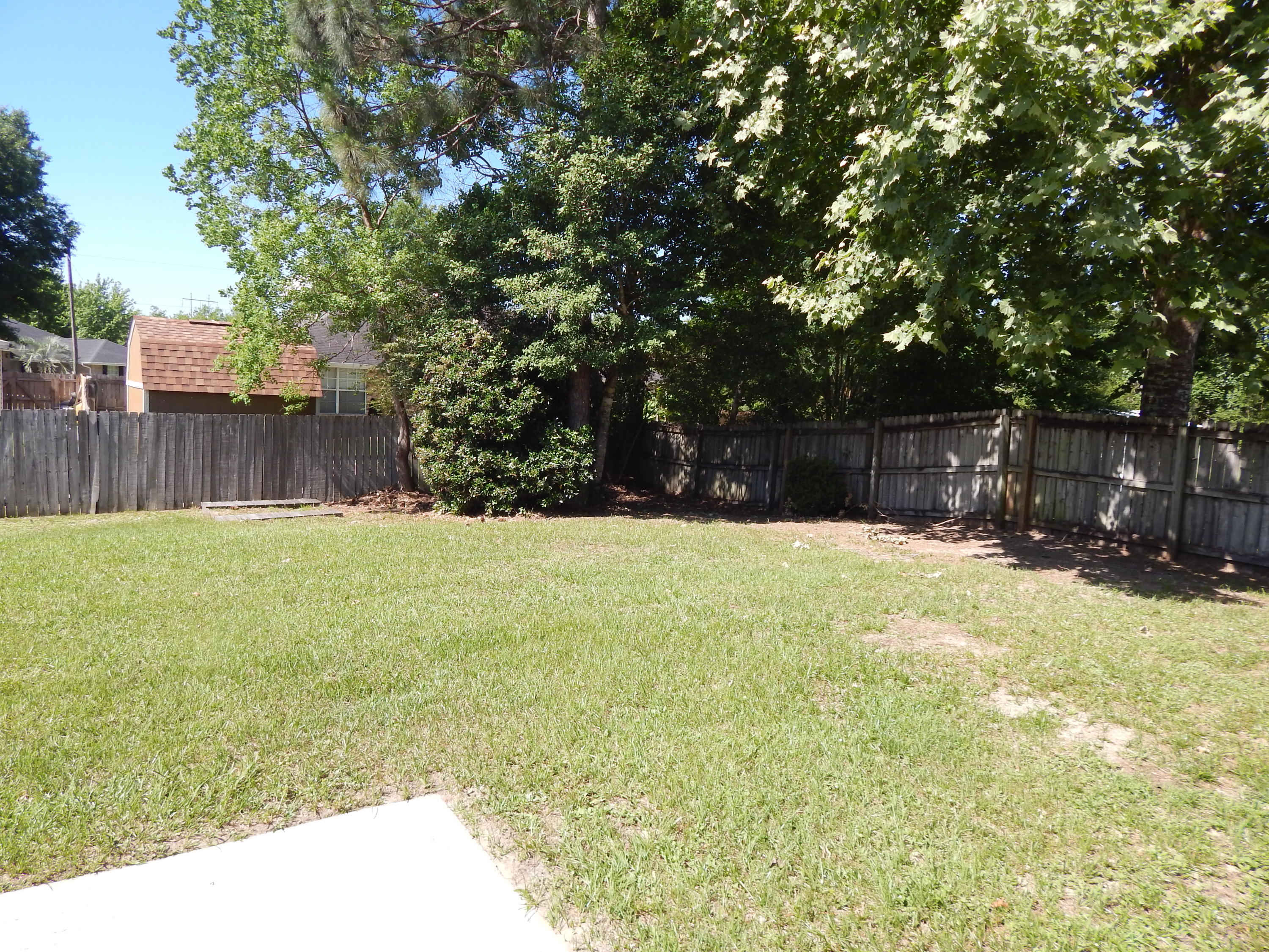 CHEROKEE BEND S/D - Residential