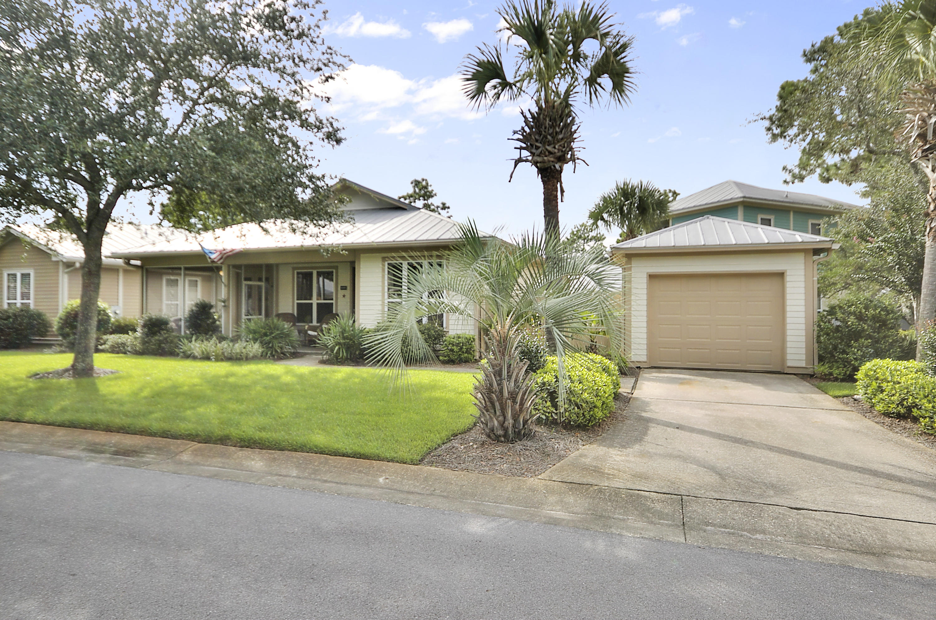 CRYSTAL LAKE AT SANDESTIN - Residential