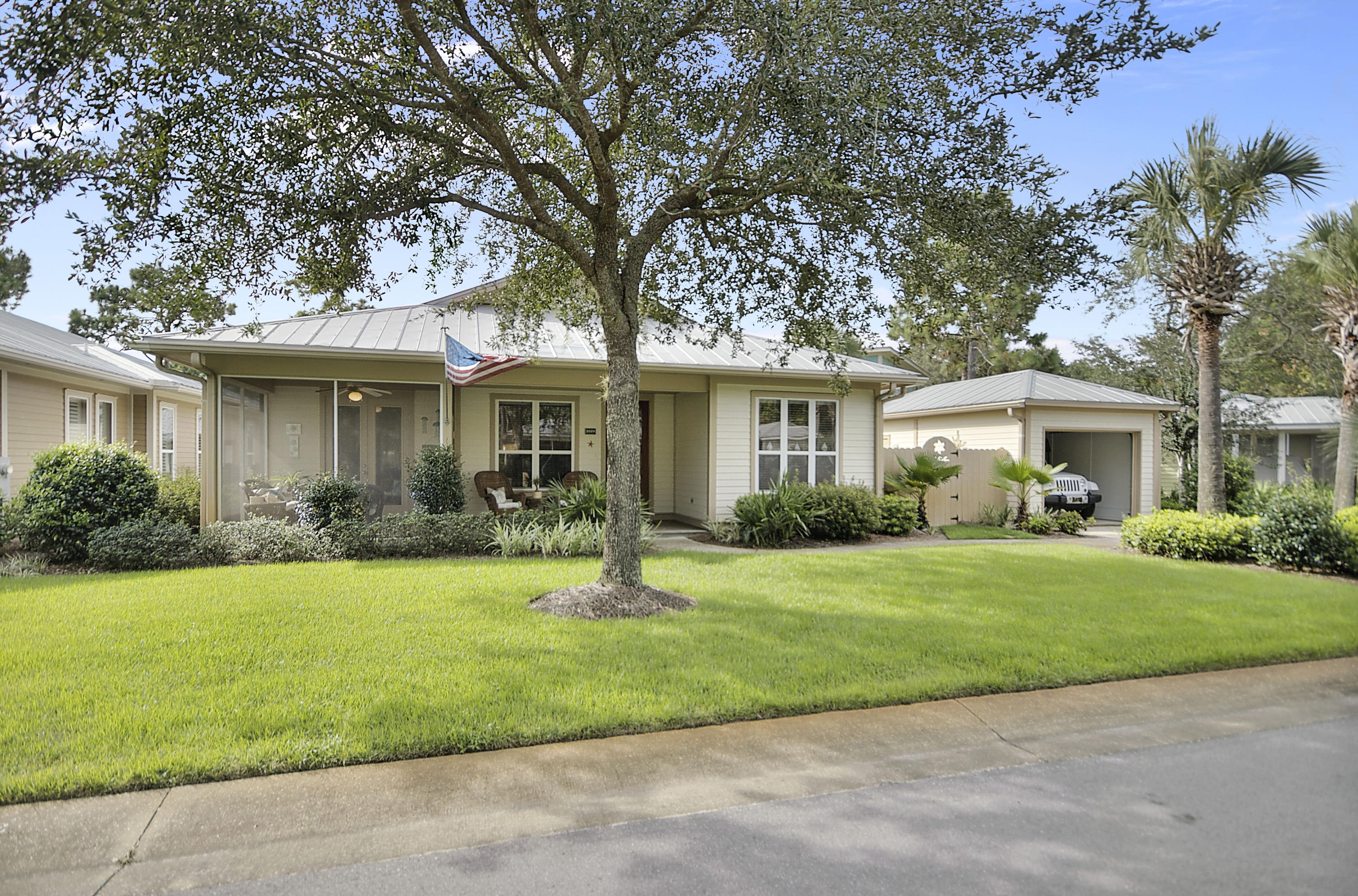 CRYSTAL LAKE AT SANDESTIN - Residential