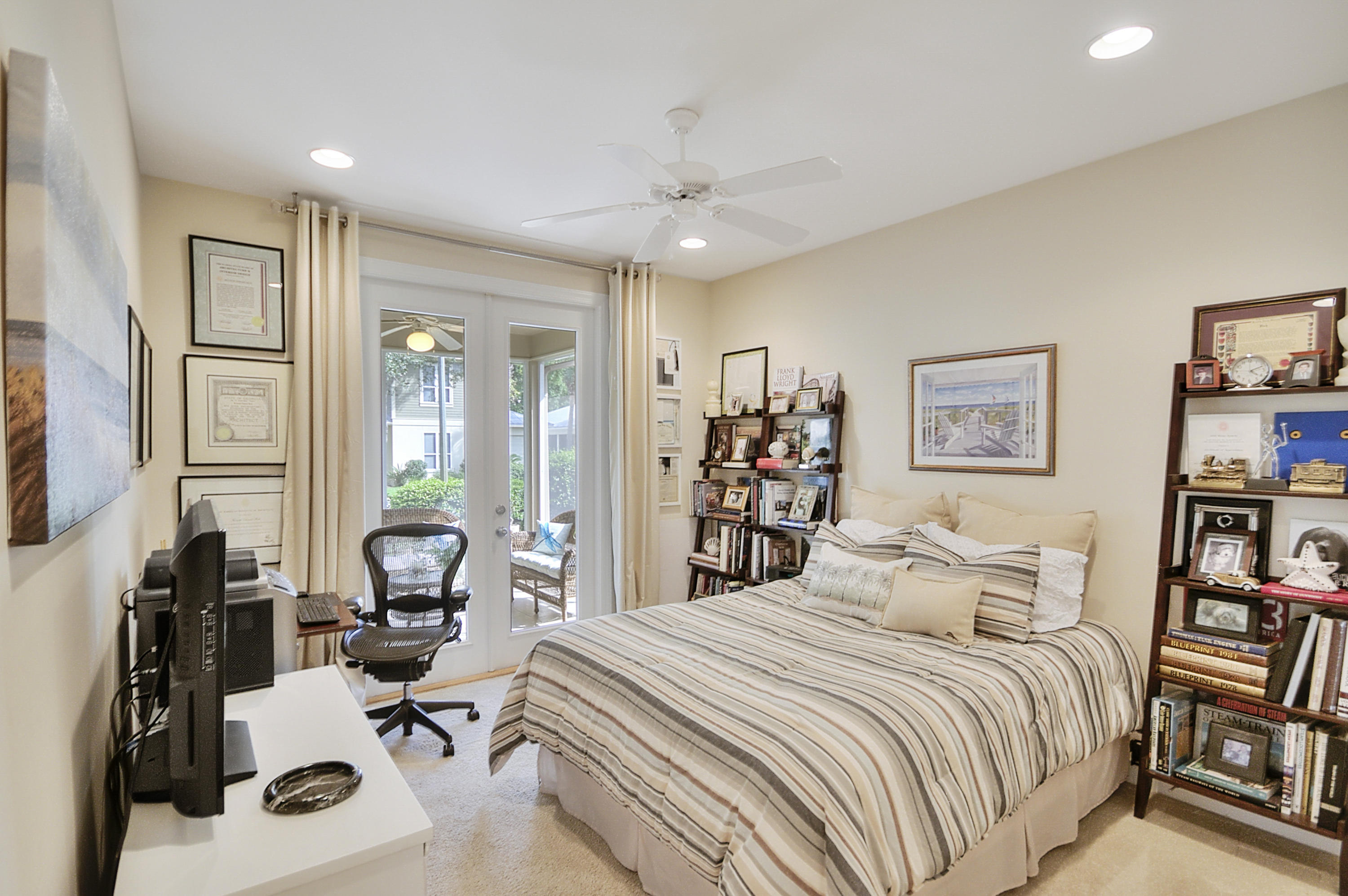 CRYSTAL LAKE AT SANDESTIN - Residential
