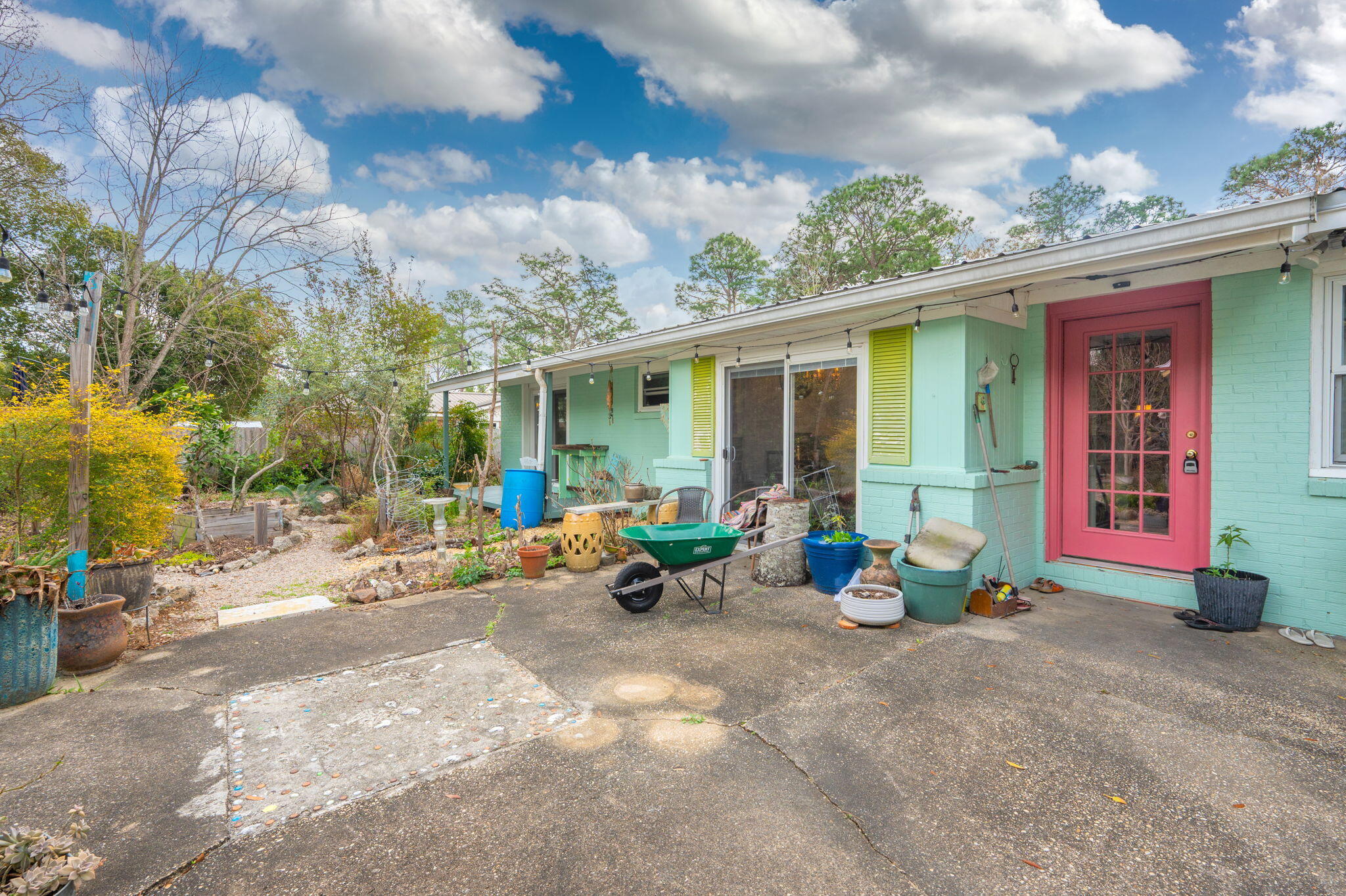 OAKLAWN - Residential