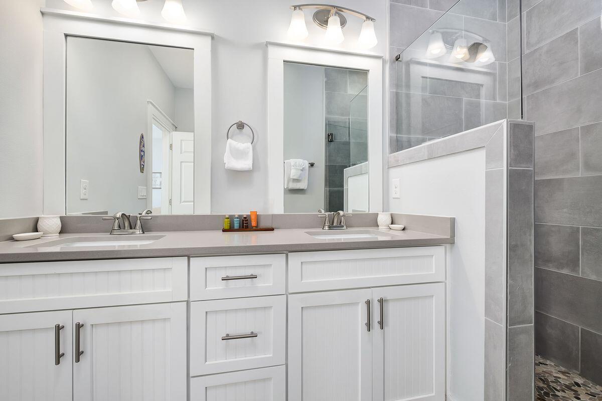 FRANGISTA BEACH 2ND ADDN - Residential