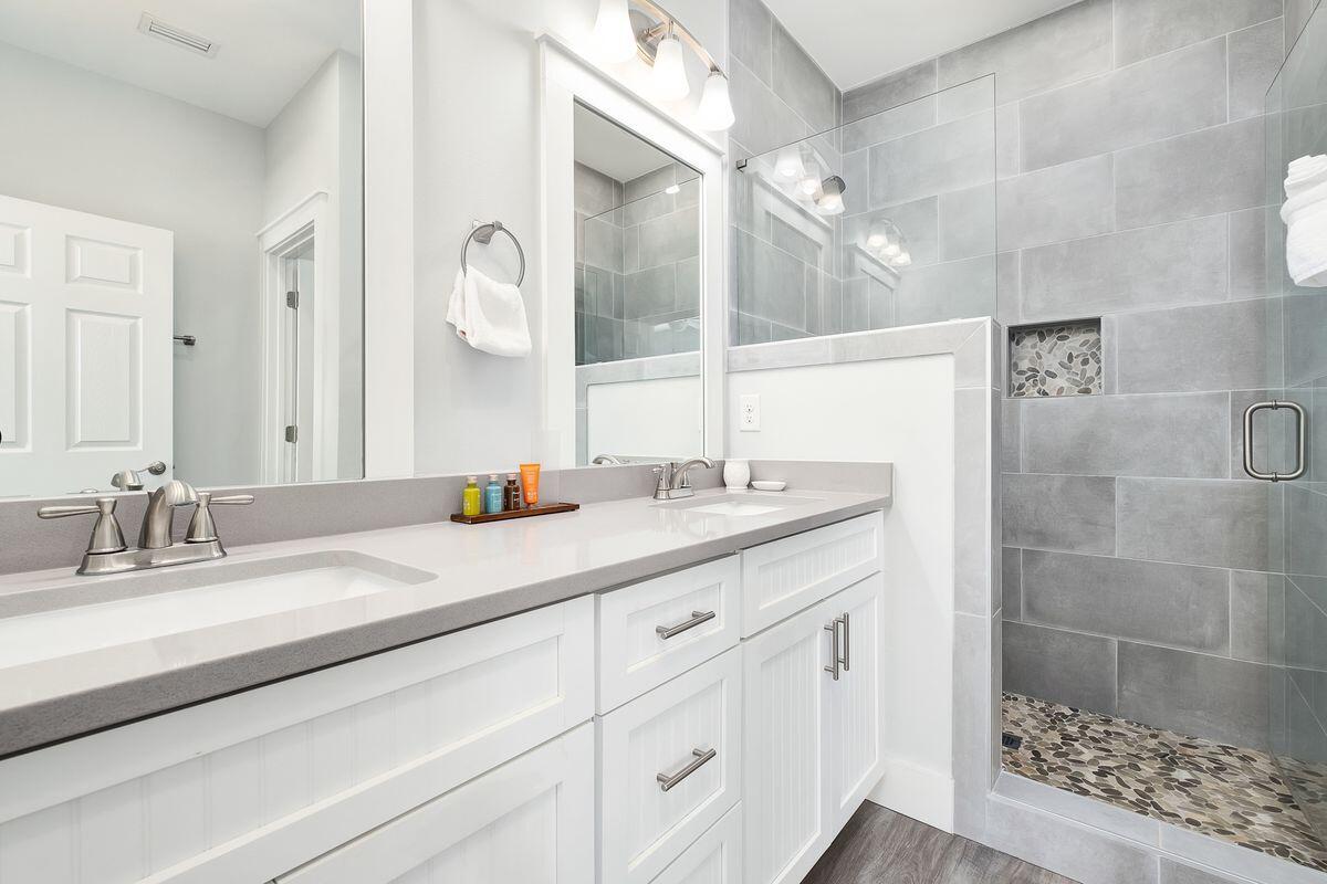 FRANGISTA BEACH 2ND ADDN - Residential