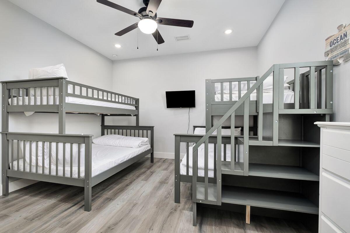 FRANGISTA BEACH 2ND ADDN - Residential