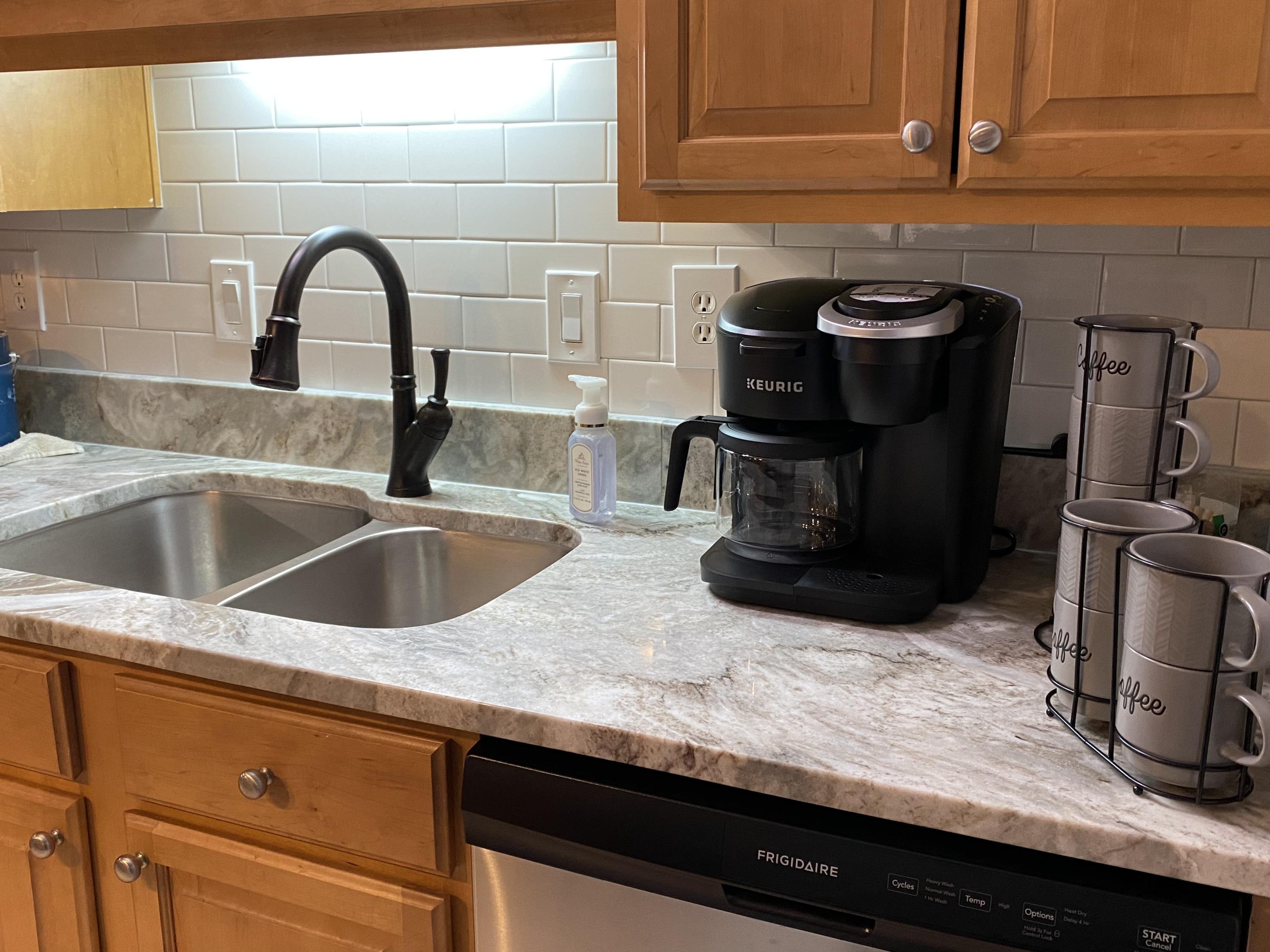 CEDARS CONDO - Residential Lease