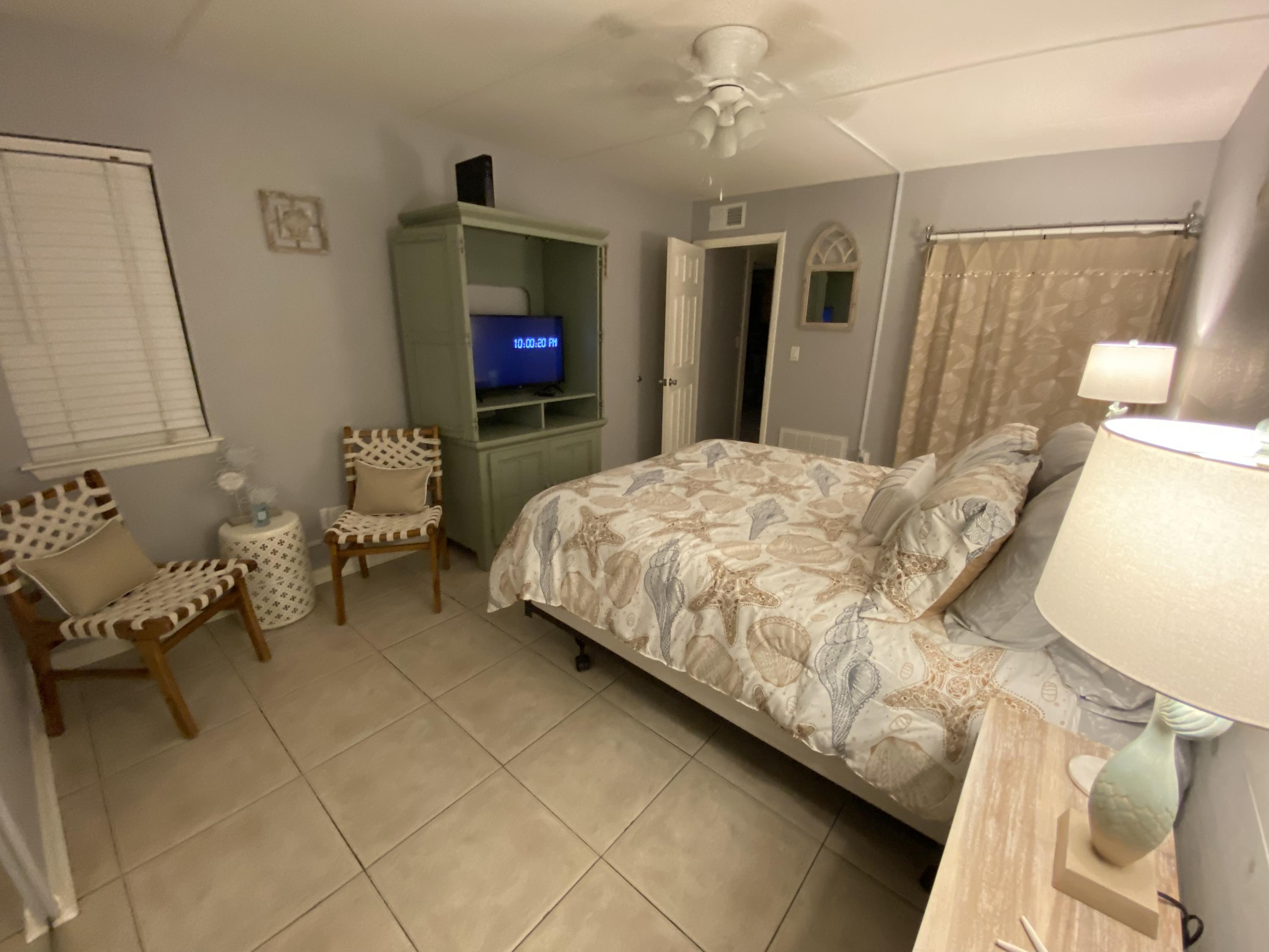 CEDARS CONDO - Residential Lease