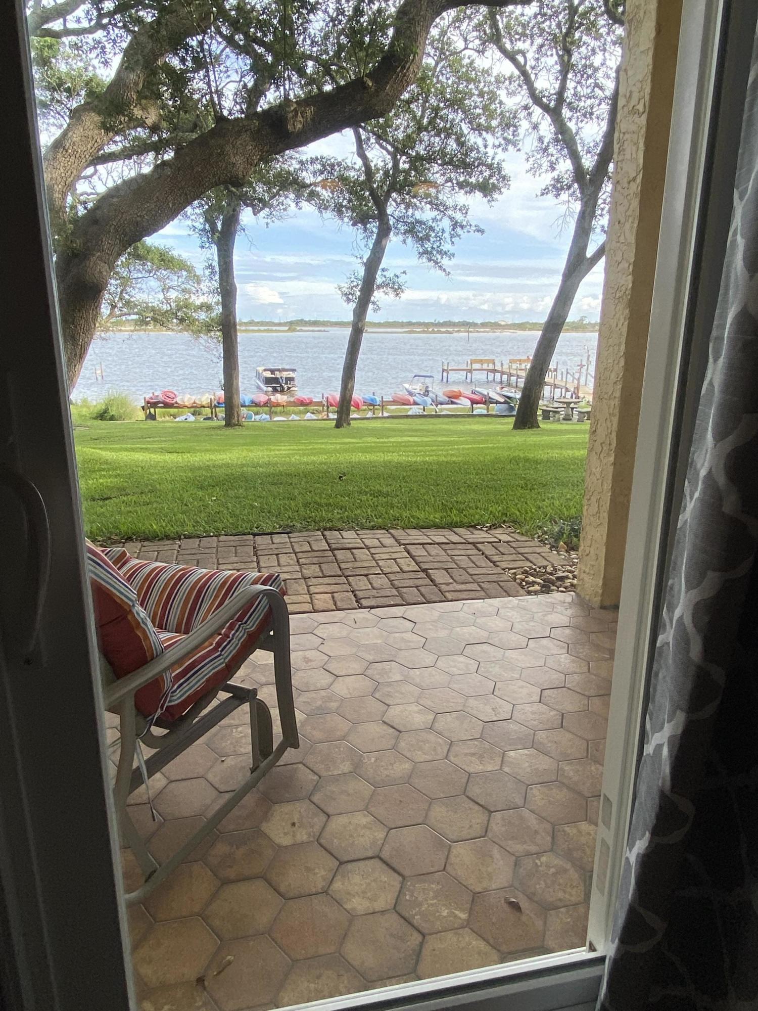 CEDARS CONDO - Residential Lease