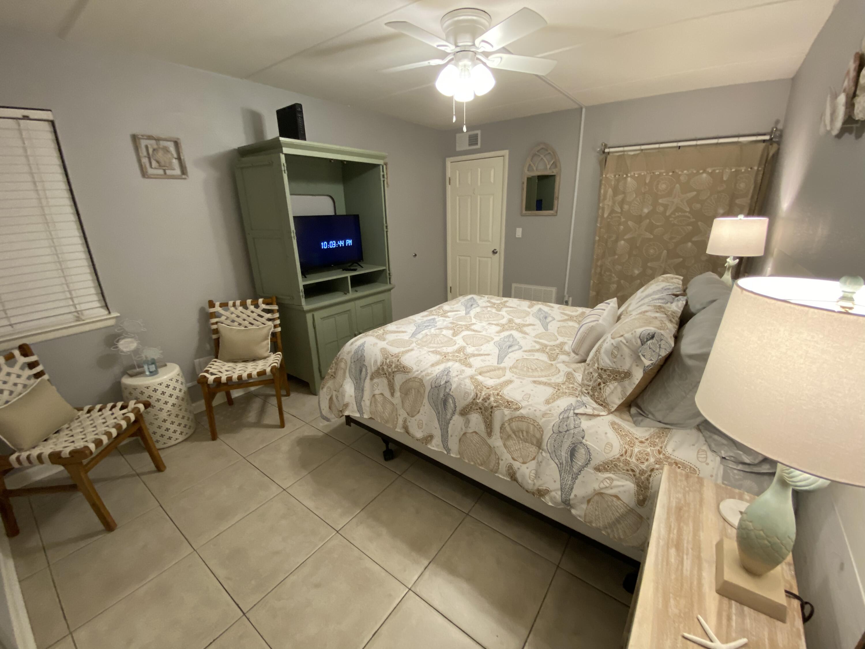 CEDARS CONDO - Residential Lease