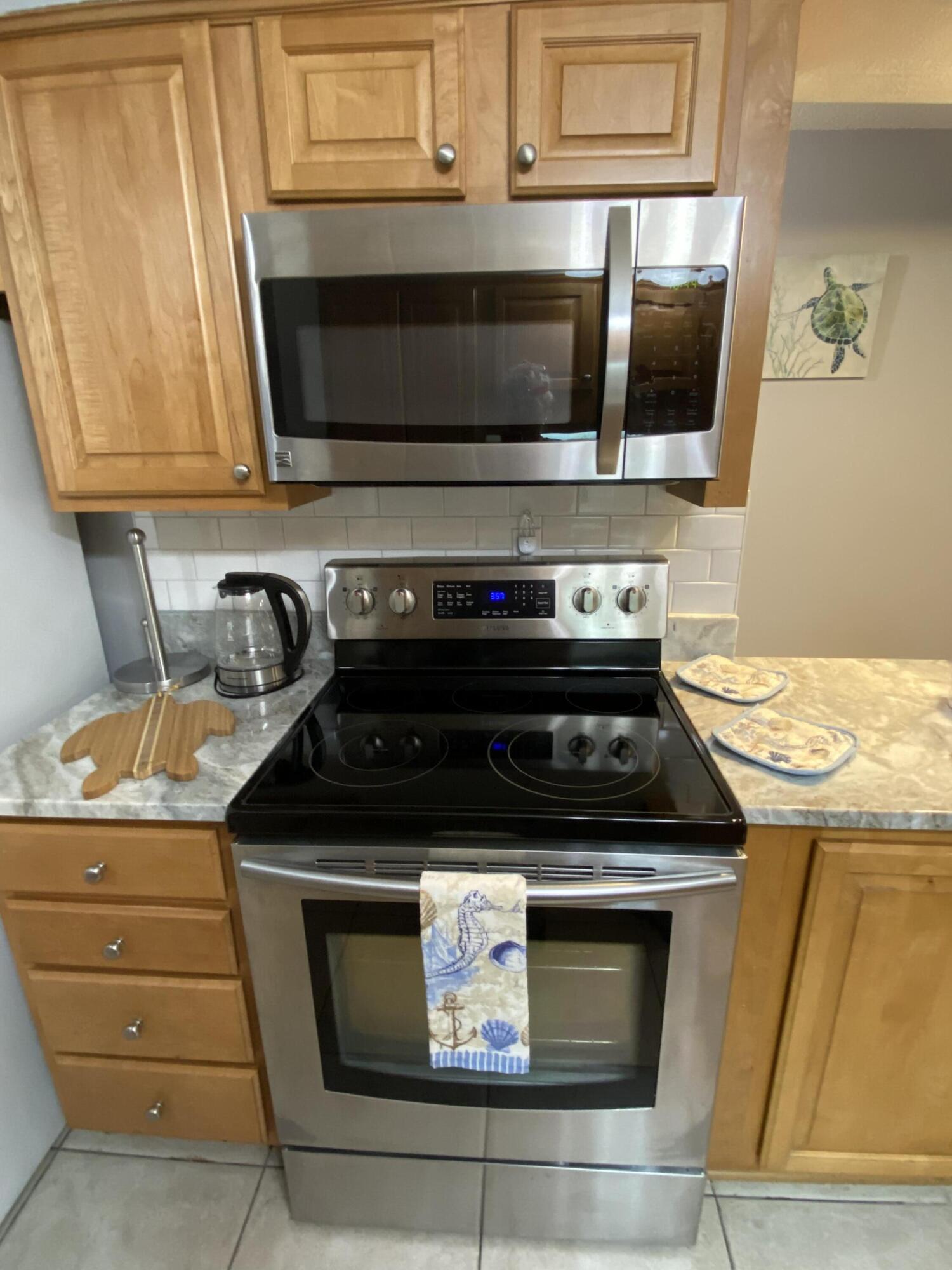 CEDARS CONDO - Residential Lease