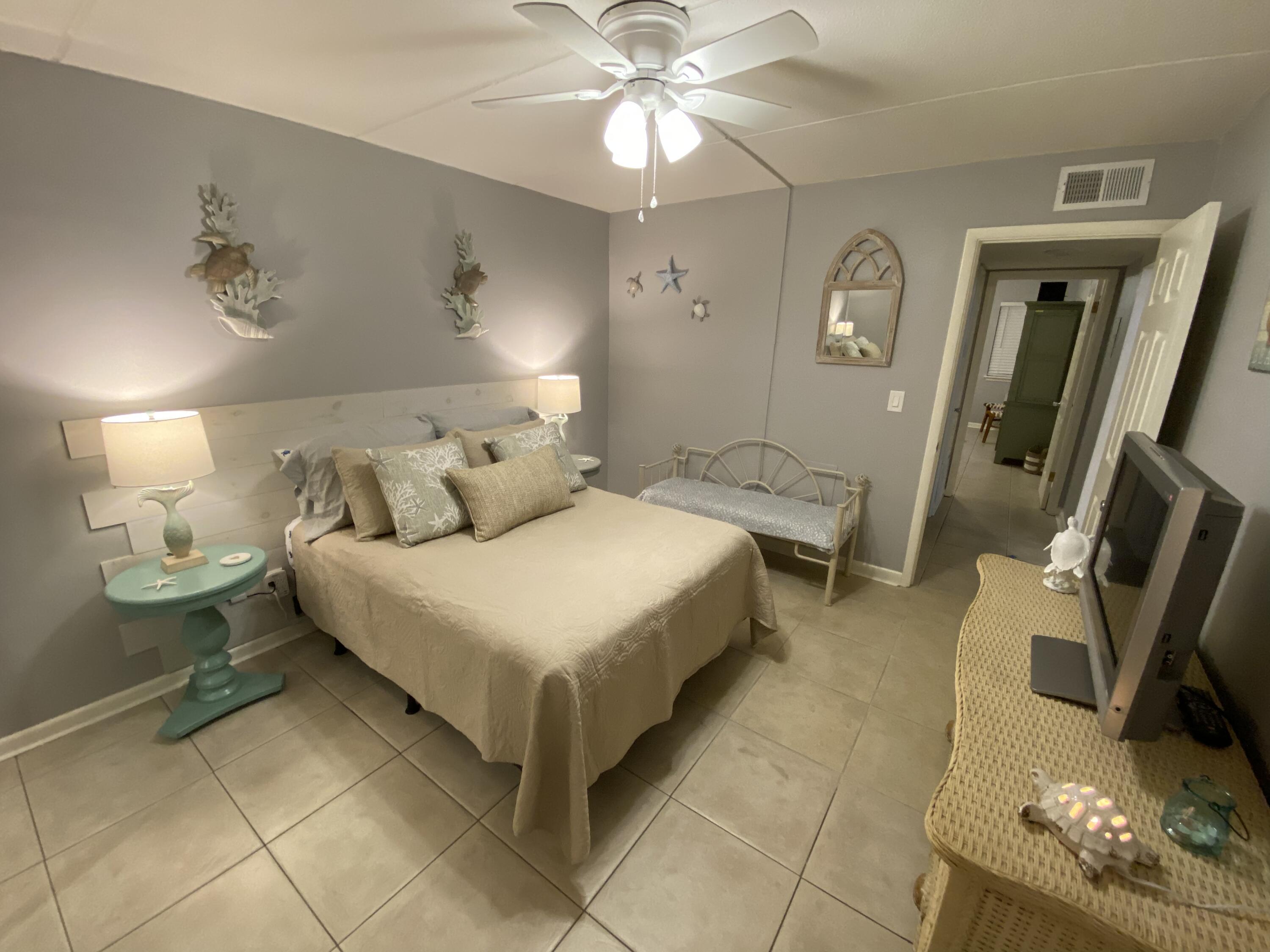 CEDARS CONDO - Residential Lease