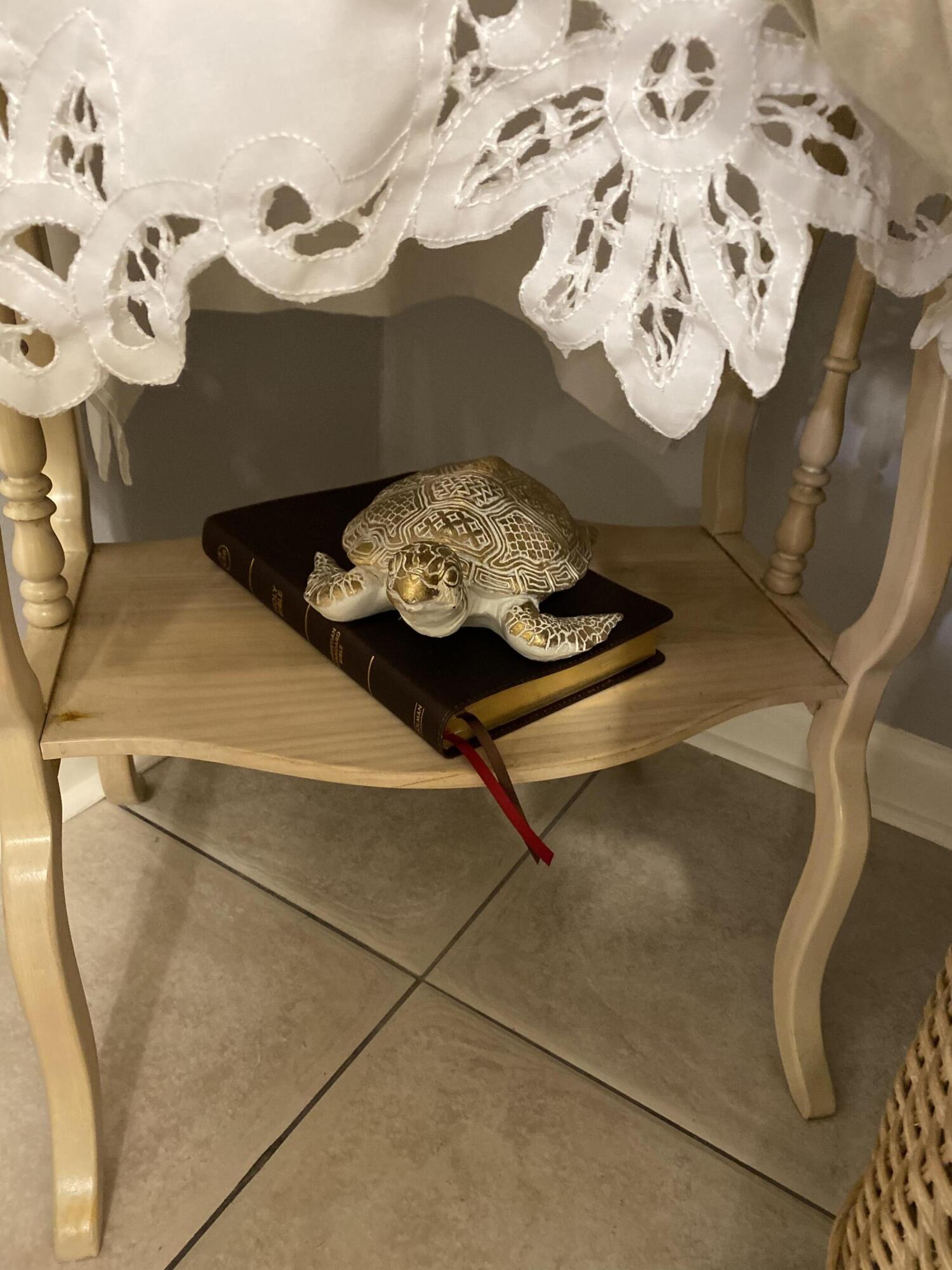 CEDARS CONDO - Residential Lease