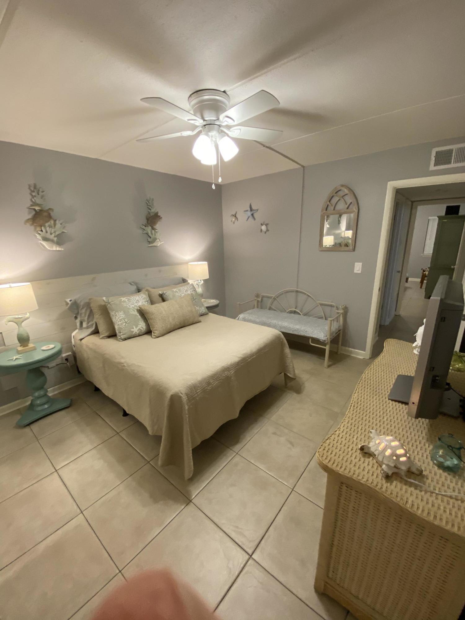 CEDARS CONDO - Residential Lease