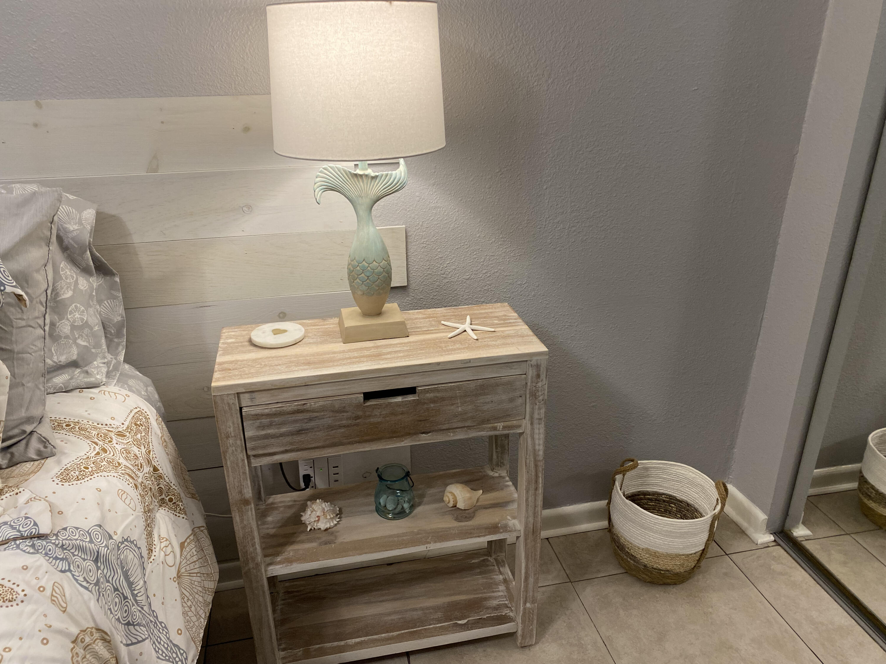 CEDARS CONDO - Residential Lease