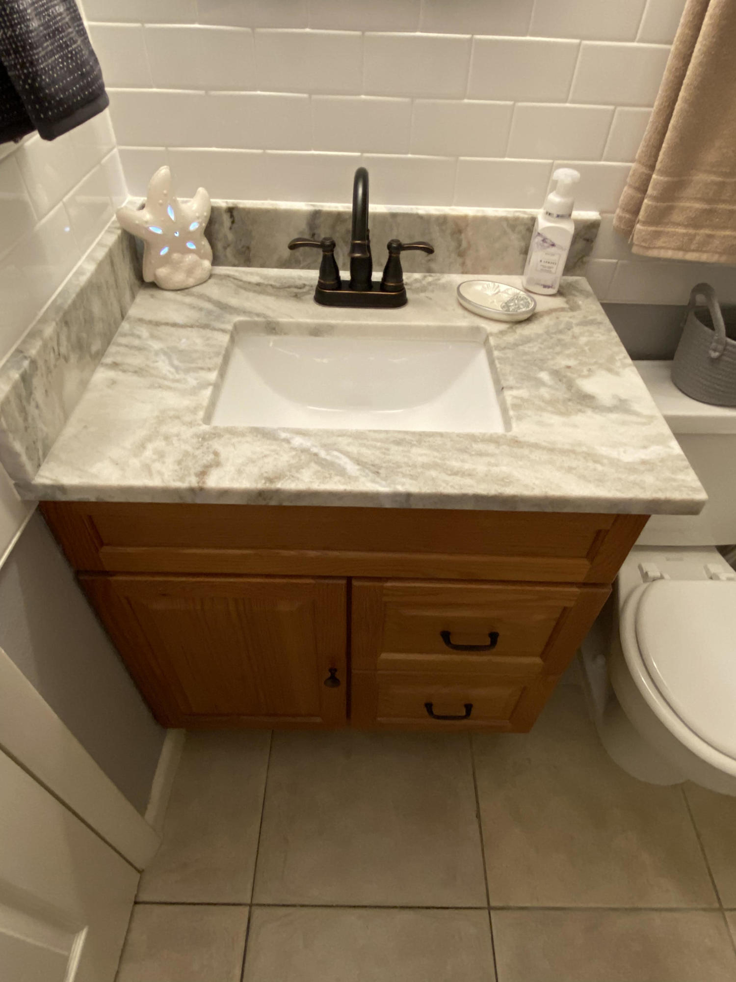 CEDARS CONDO - Residential Lease