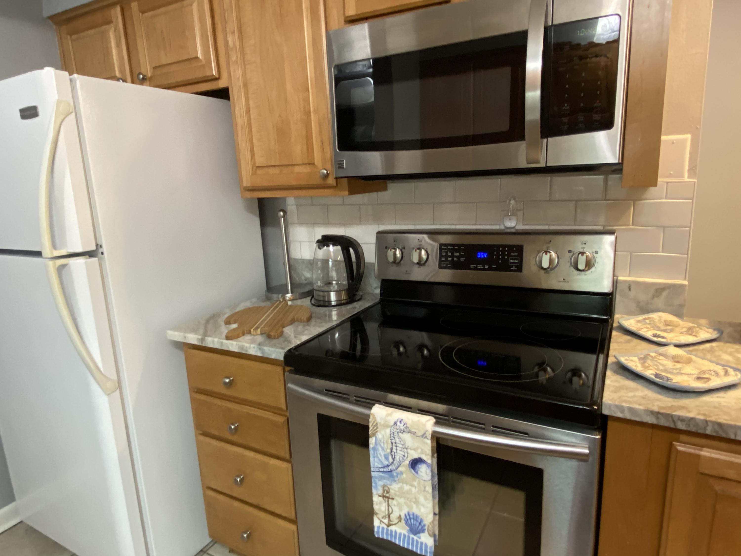 CEDARS CONDO - Residential Lease