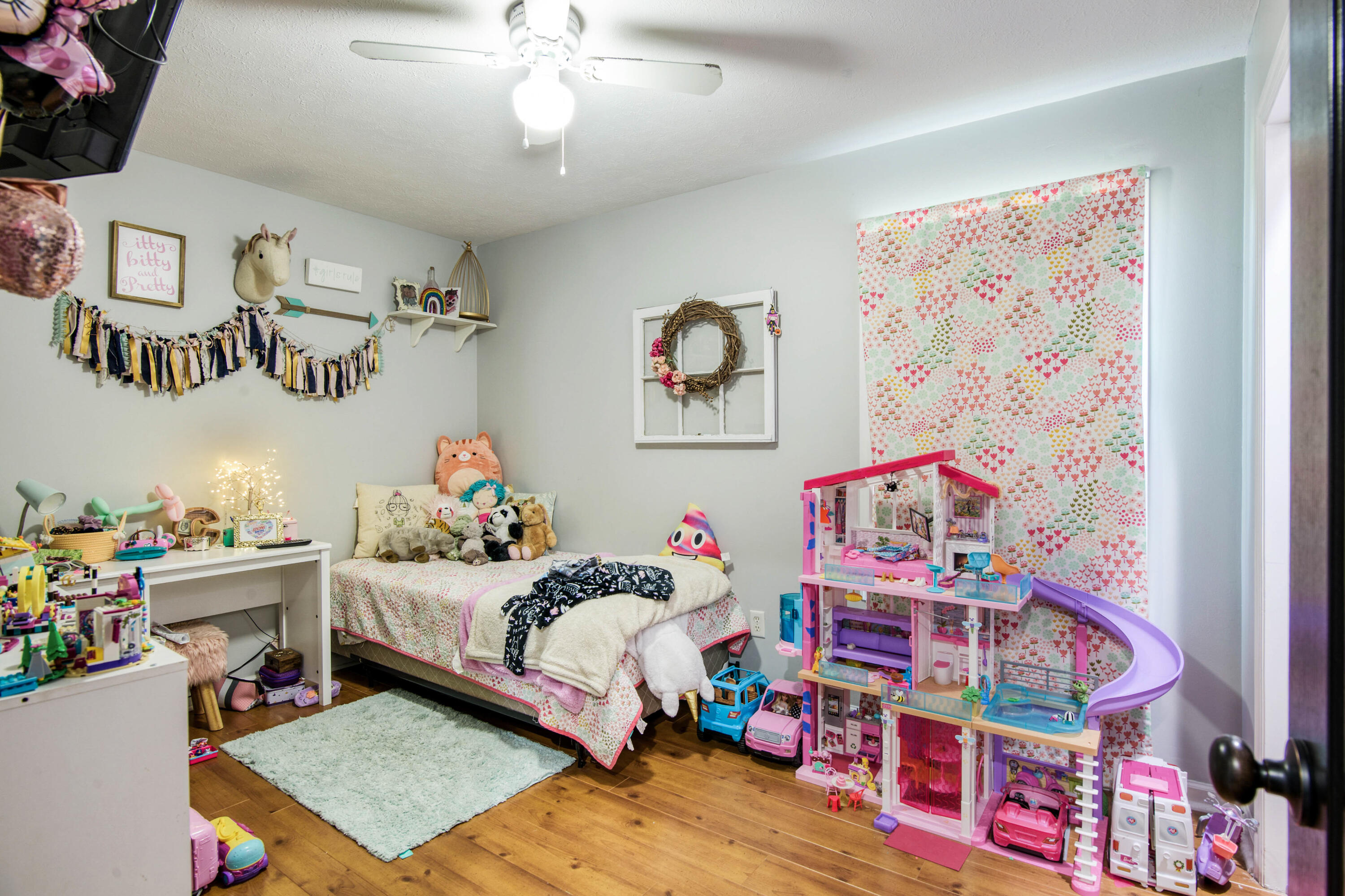 INDIAN CREEK VILLAGE PH 2 - Residential