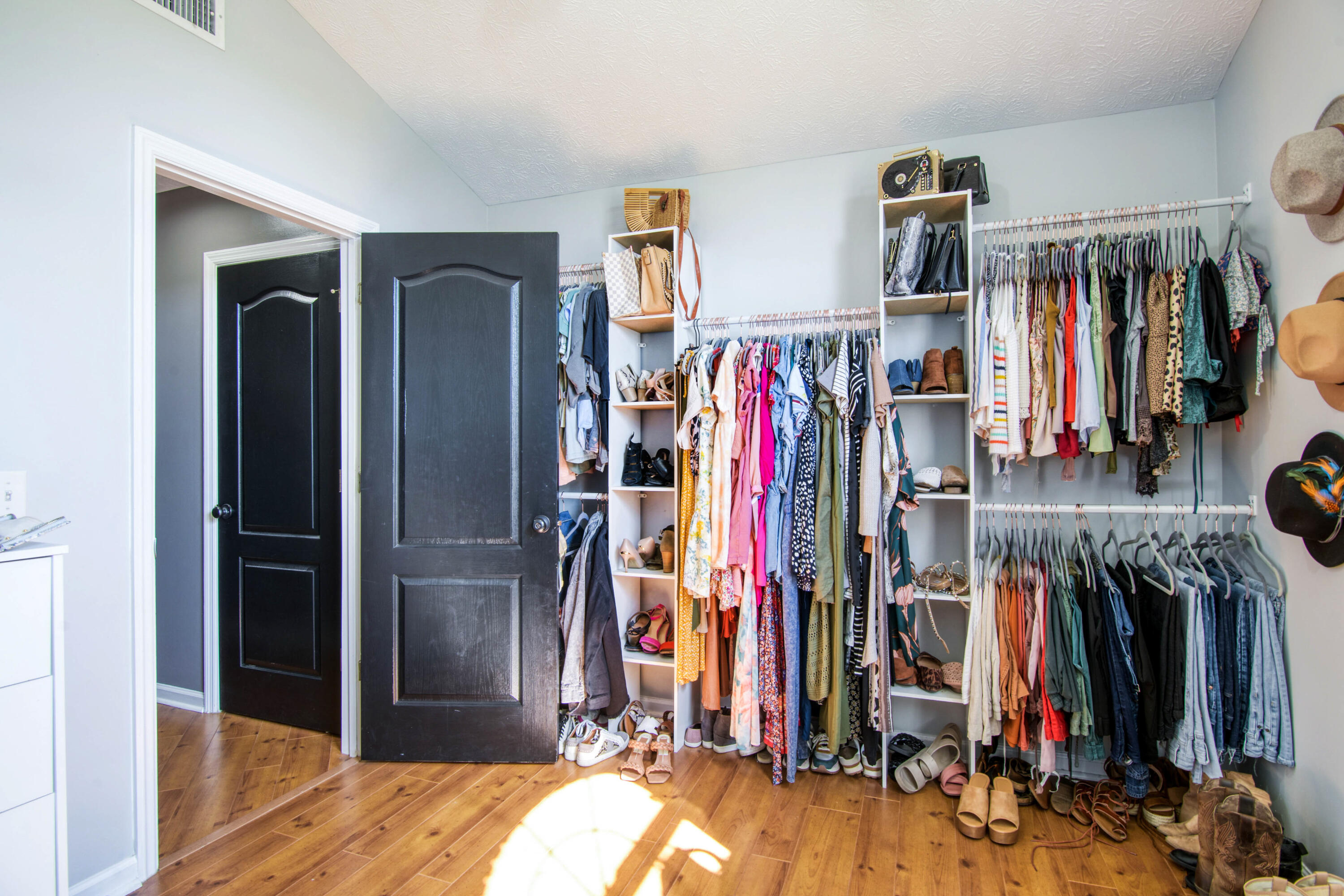 INDIAN CREEK VILLAGE PH 2 - Residential