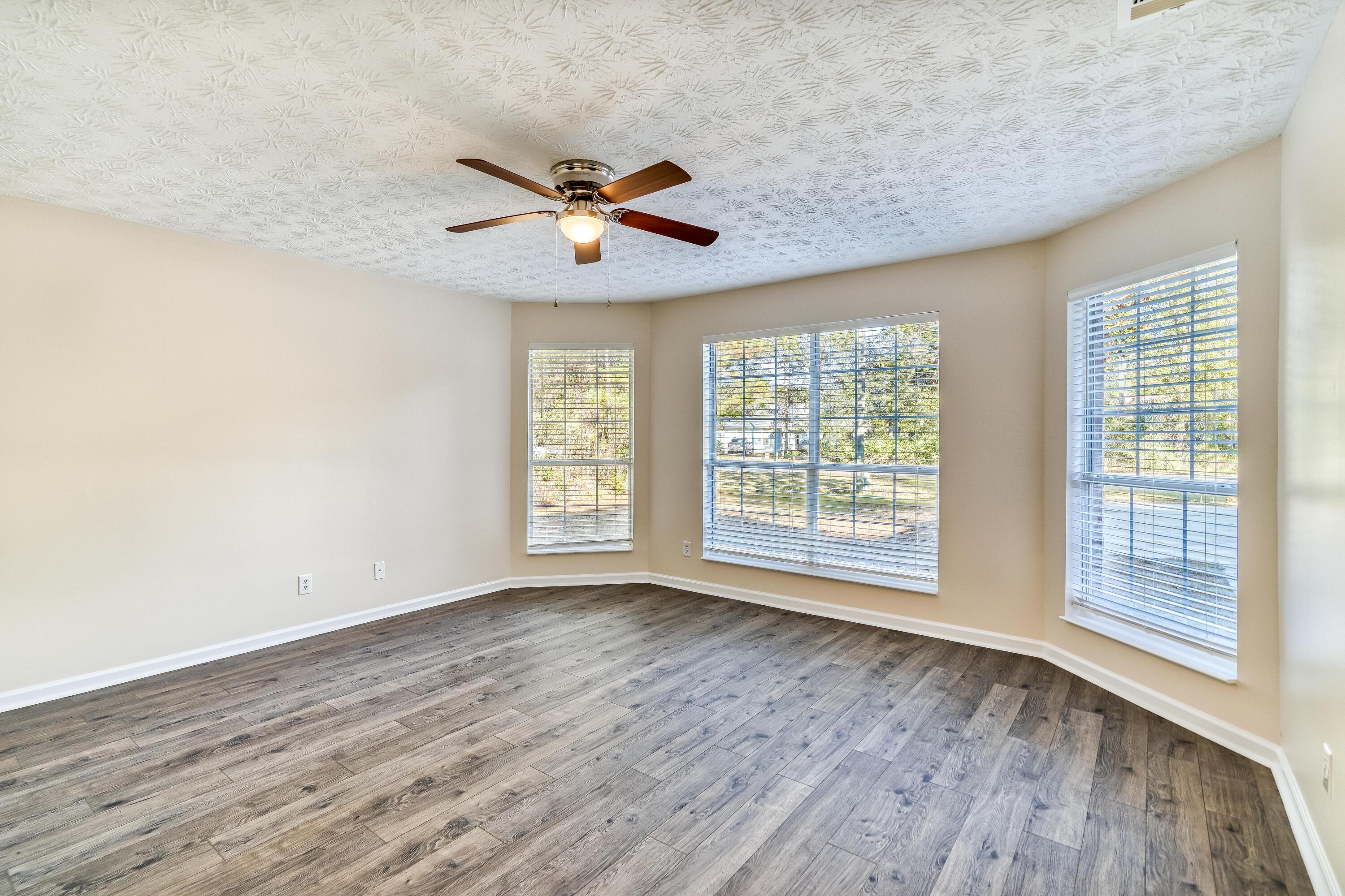 MALLET BAYOU S/D - Residential Lease